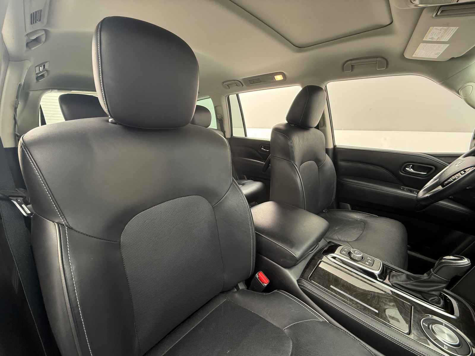 Thumbnail: 2023 INFINITI QX80 - 2