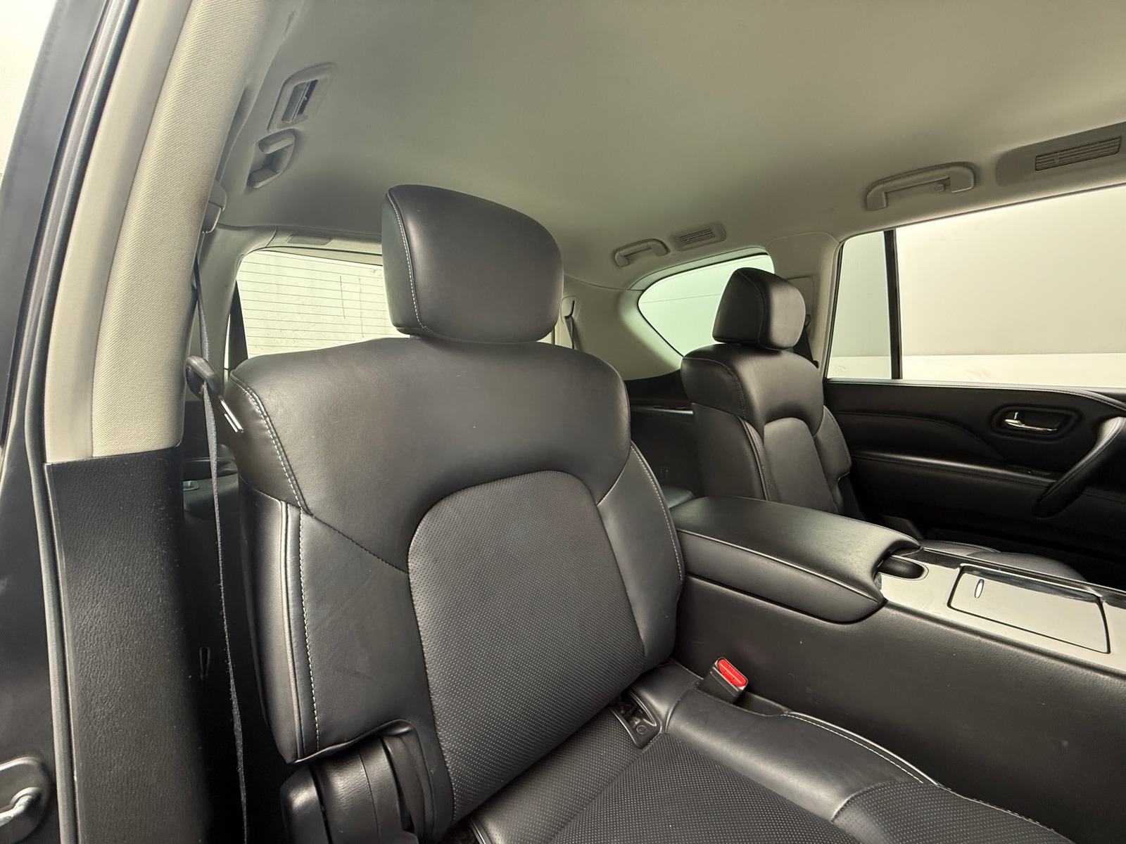 Thumbnail: 2023 INFINITI QX80 - 6