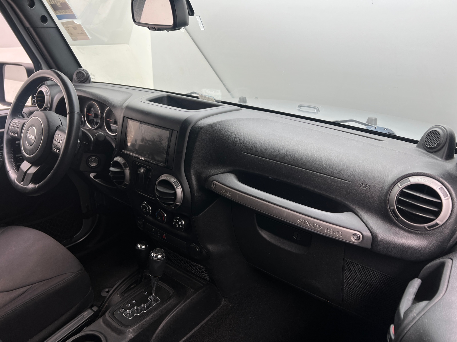 Thumbnail: 2014 Jeep Wrangler - 3