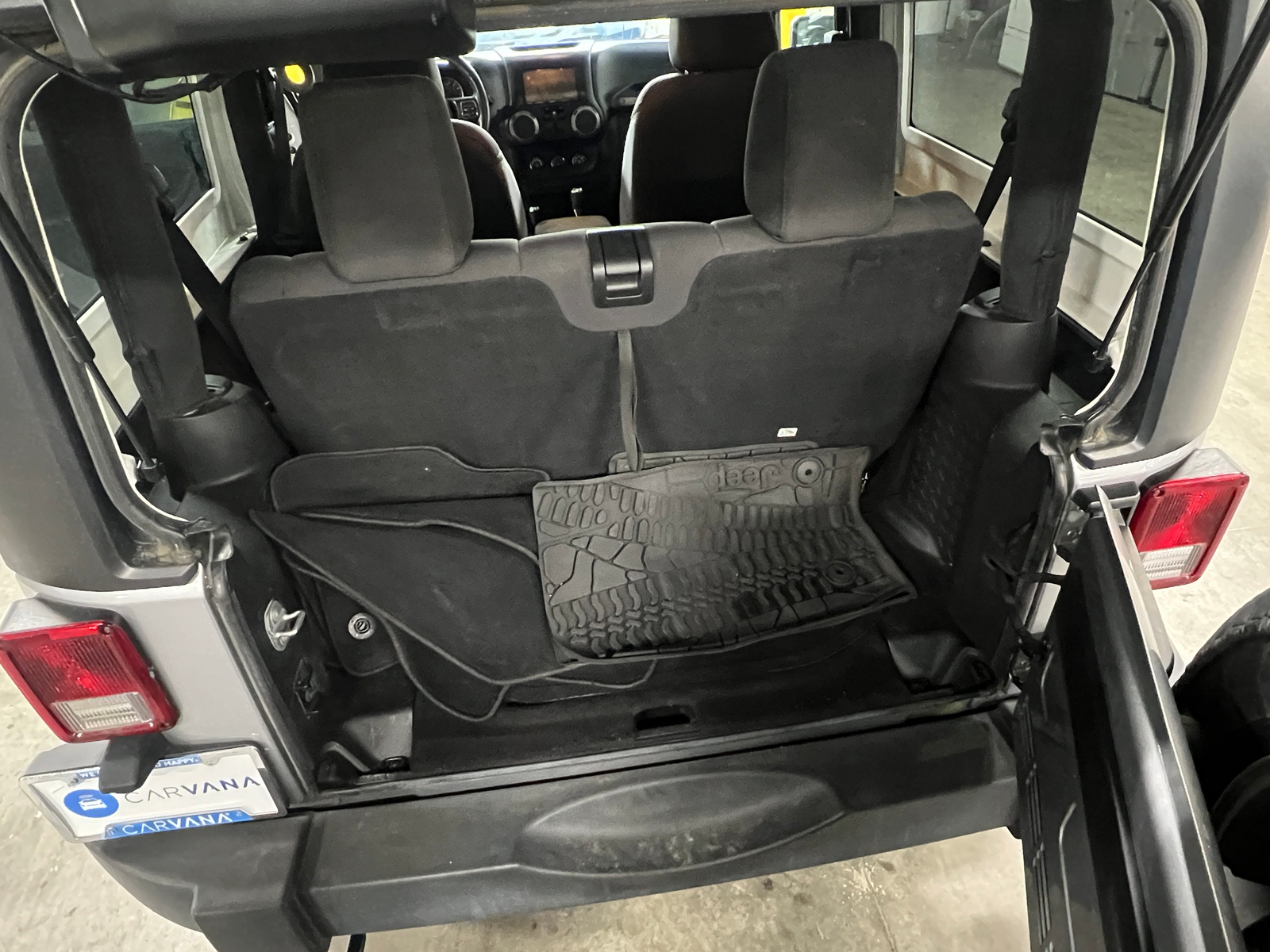 Thumbnail: 2014 Jeep Wrangler - 7