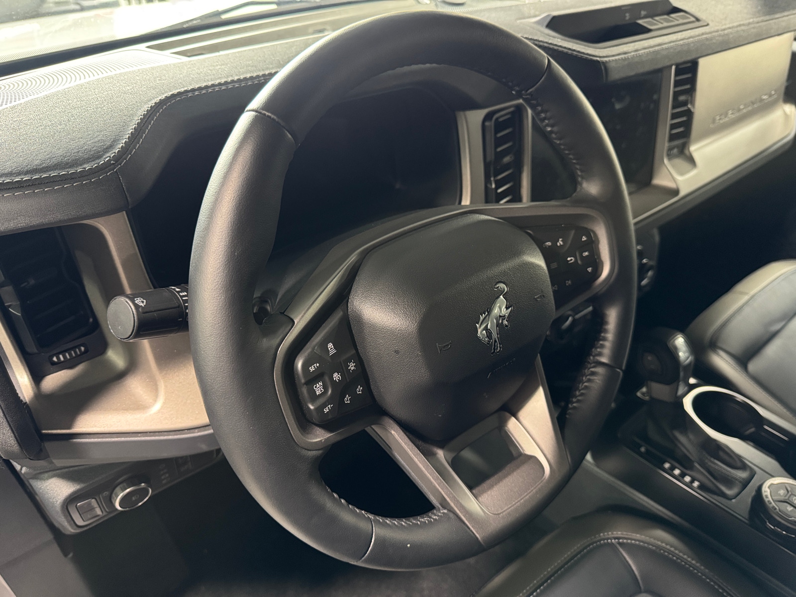 Thumbnail: 2025 Ford Bronco - 4