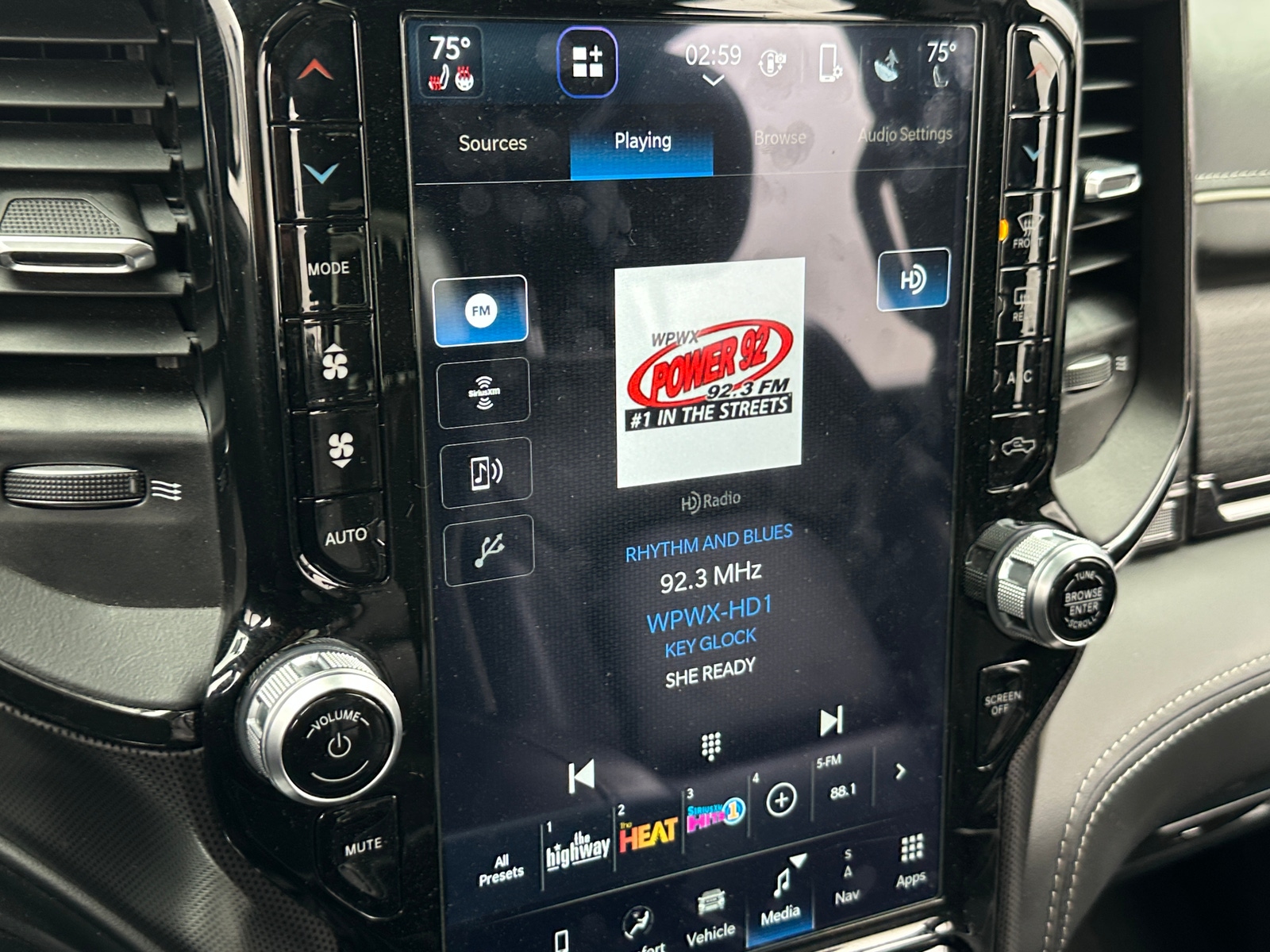 Thumbnail: 2022 RAM 1500 - 3