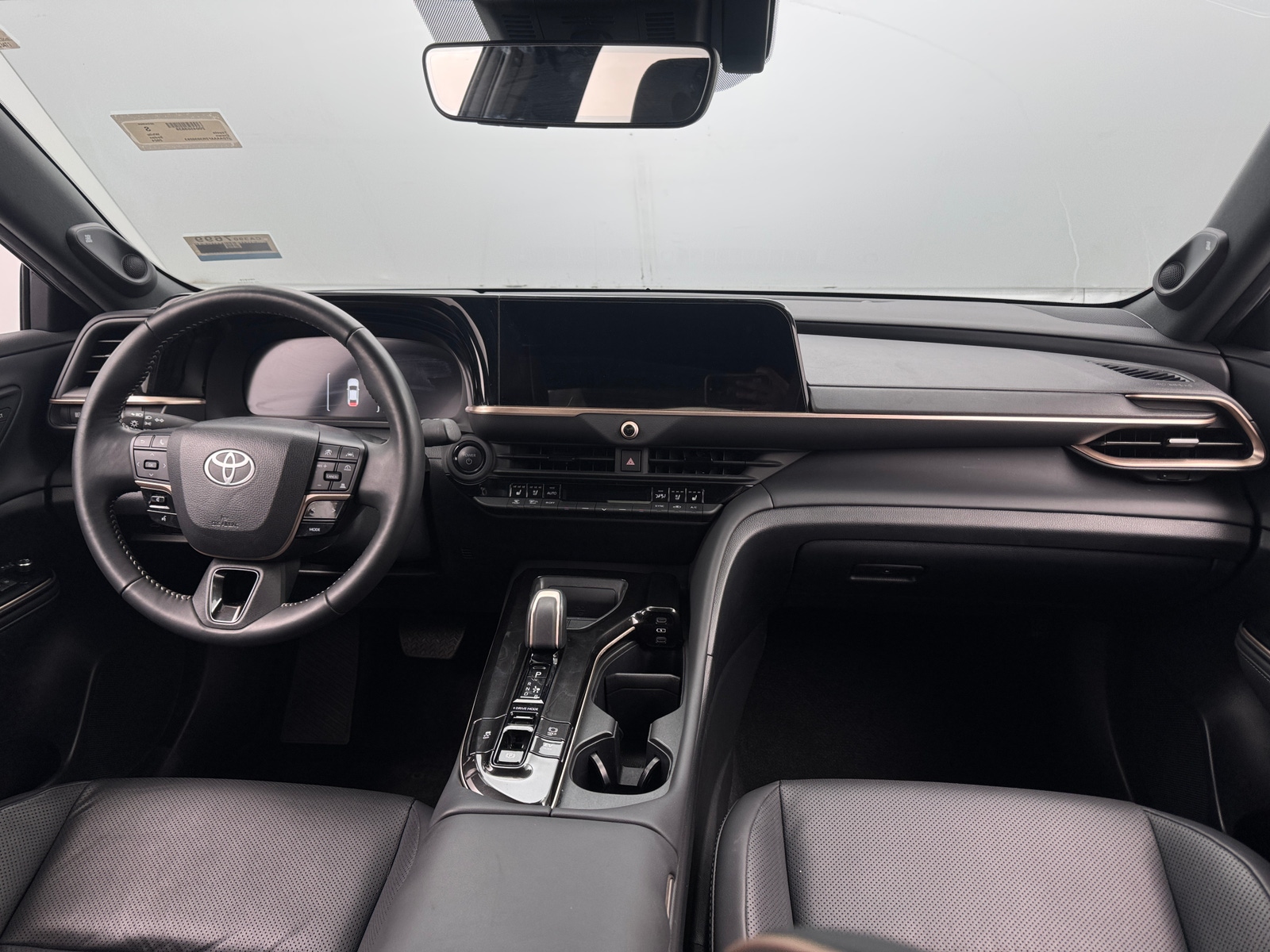 Thumbnail: 2024 Toyota Crown - 2