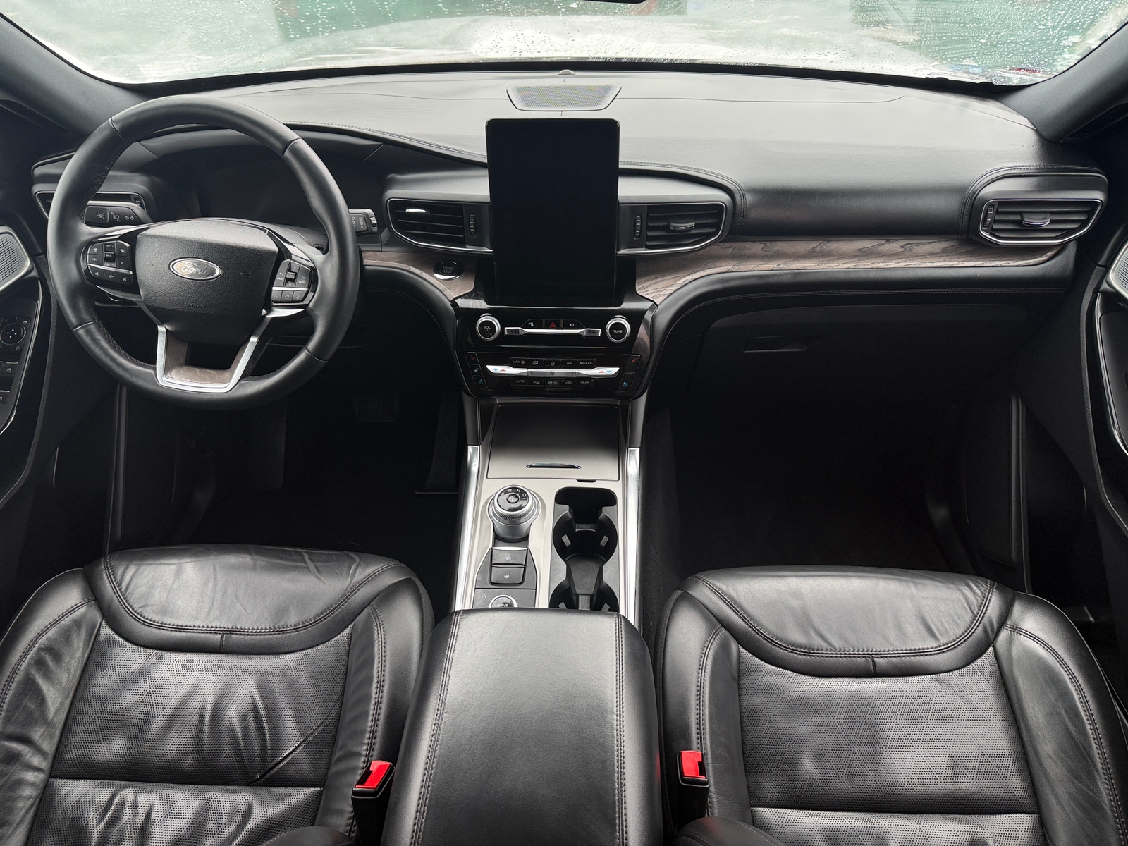 Thumbnail: 2022 Ford Explorer - 2