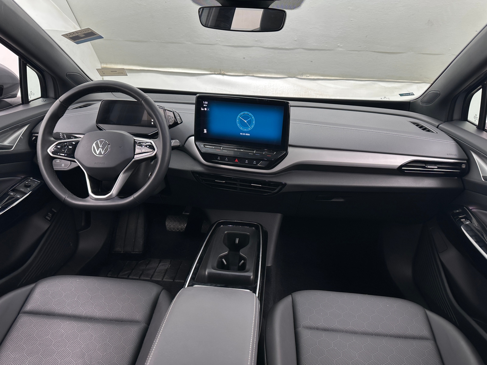 Thumbnail: 2023 Volkswagen ID.4 - 2