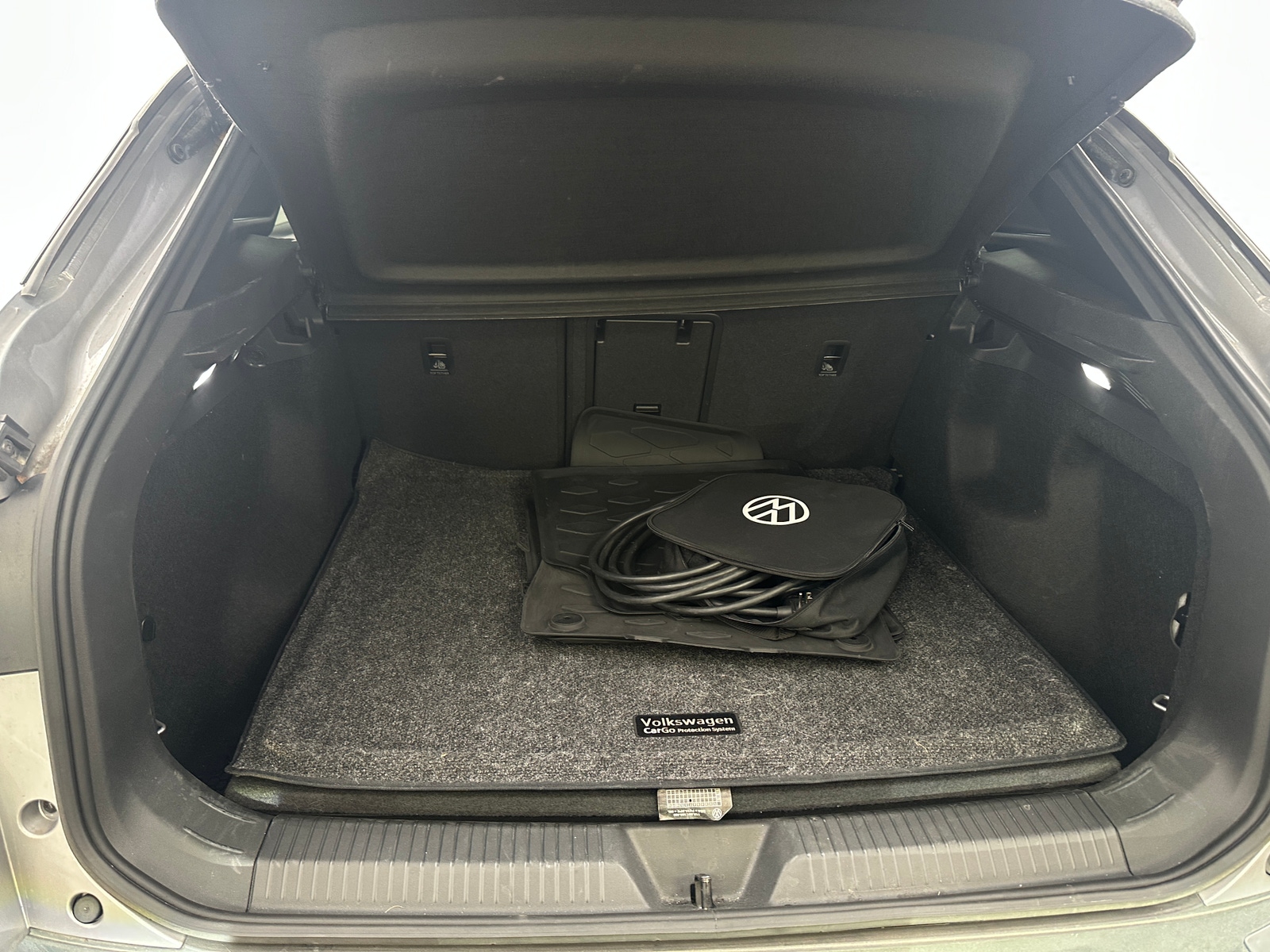 Thumbnail: 2023 Volkswagen ID.4 - 6