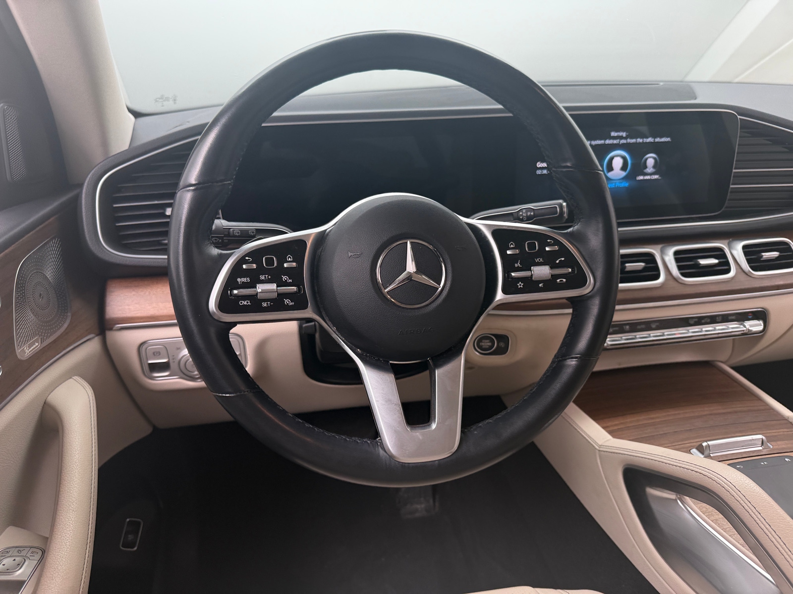 Thumbnail: 2023 Mercedes-Benz GLE - 4