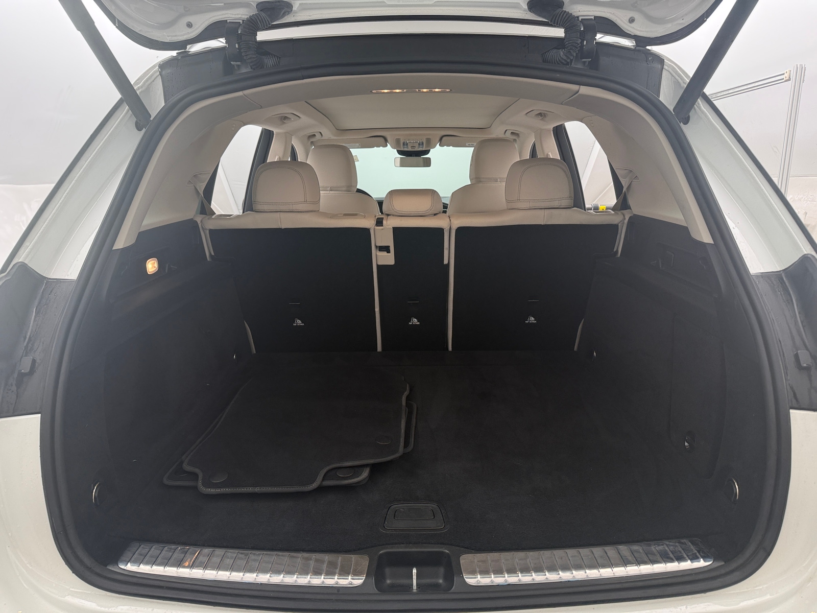 Thumbnail: 2023 Mercedes-Benz GLE - 6