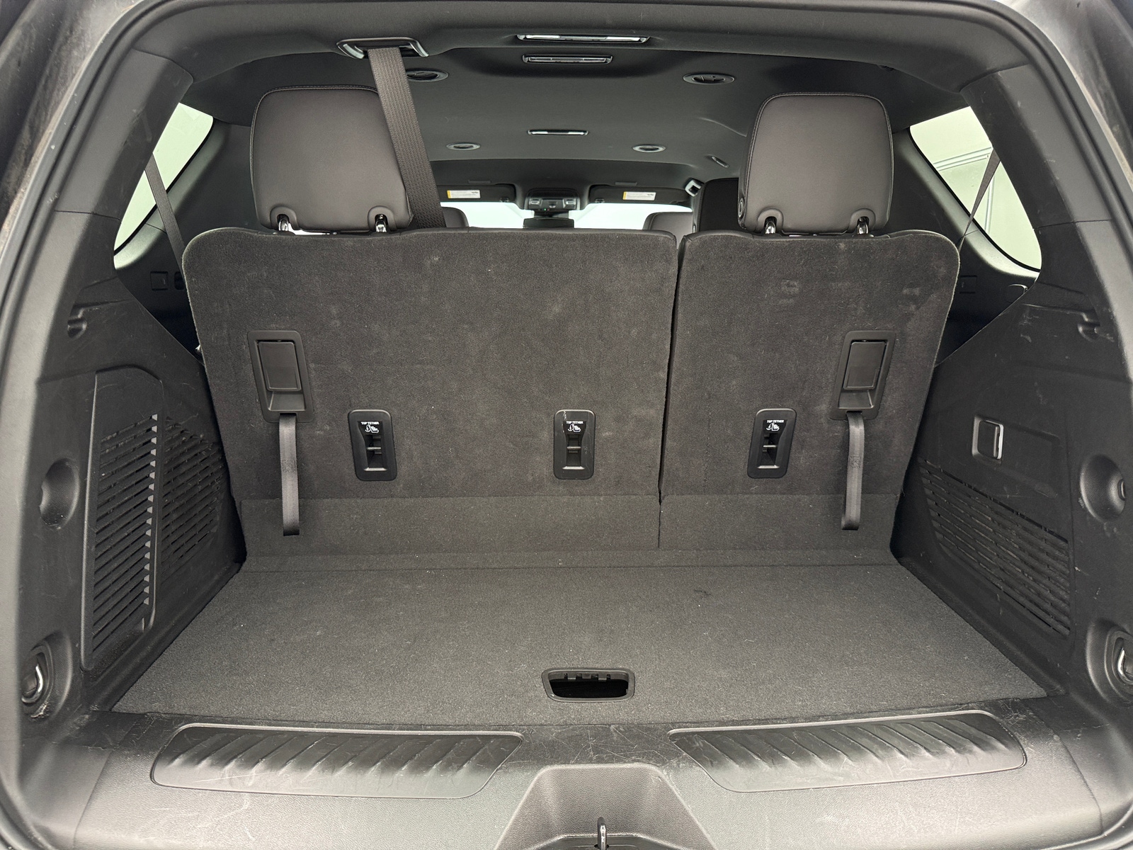 Thumbnail: 2025 Chevrolet Tahoe - 6