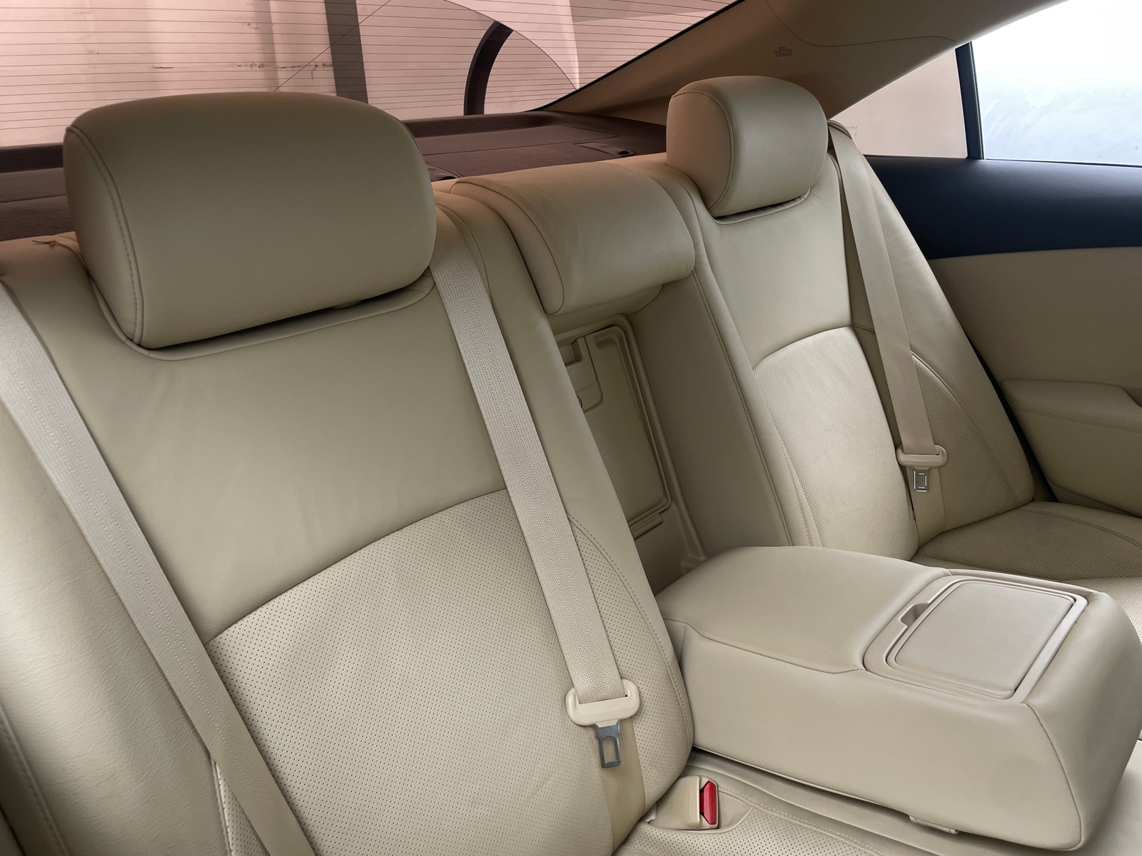 Thumbnail: 2010 Lexus ES - 5