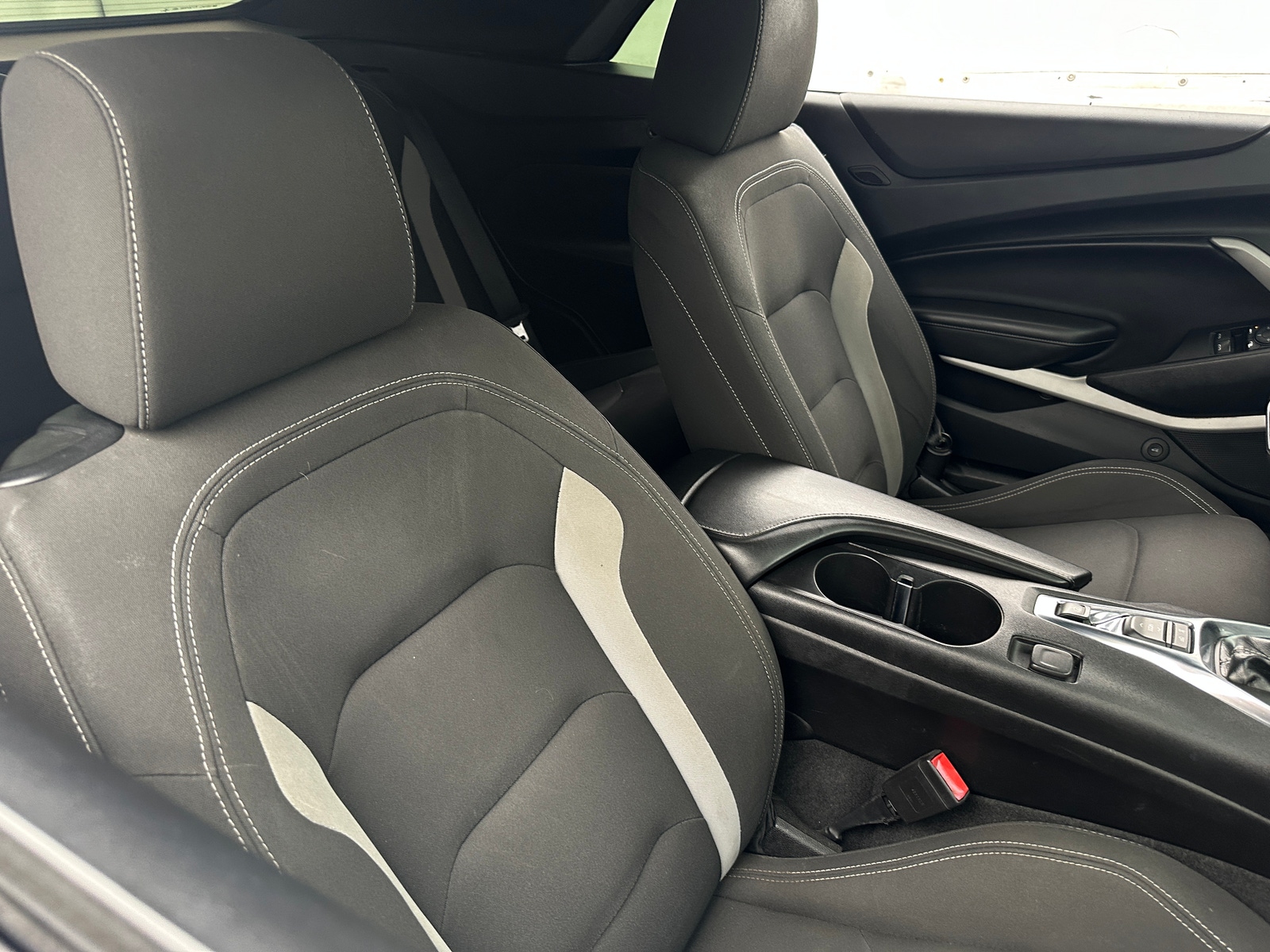 Thumbnail: 2019 Chevrolet Camaro - 2