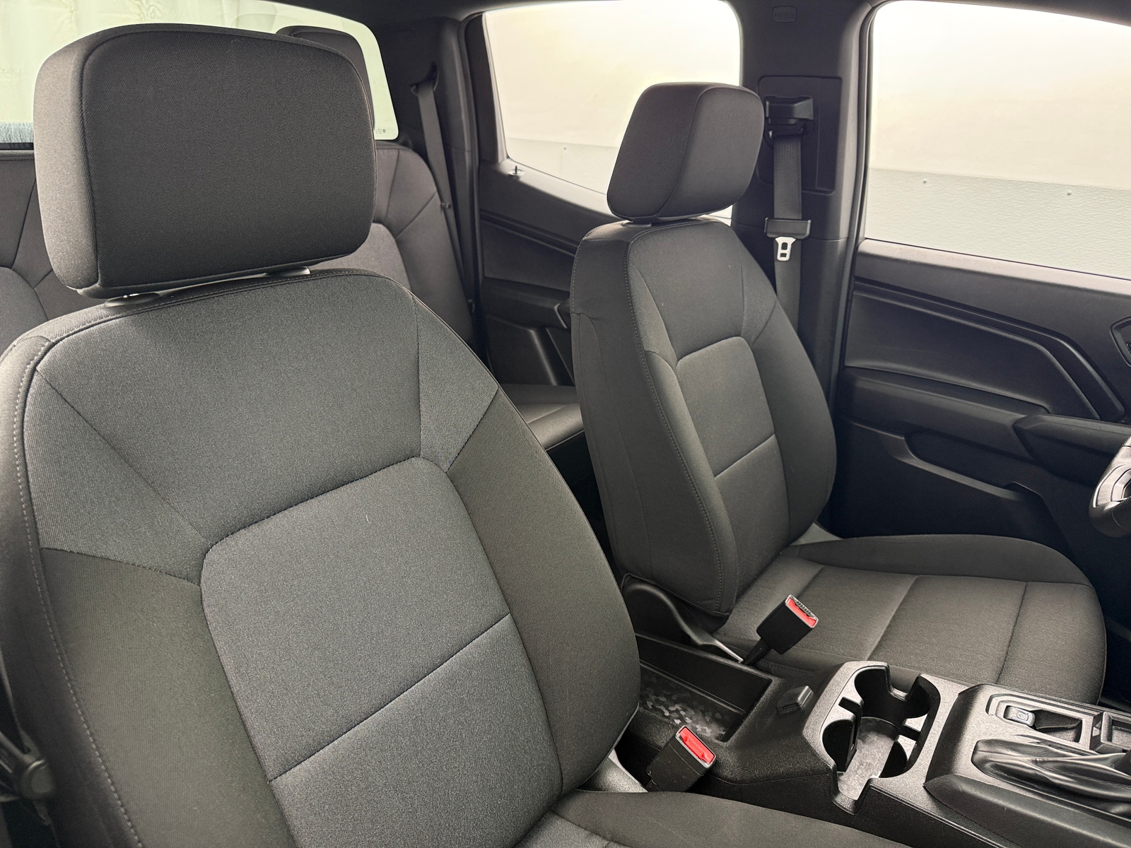 Thumbnail: 2024 Chevrolet Colorado - 2