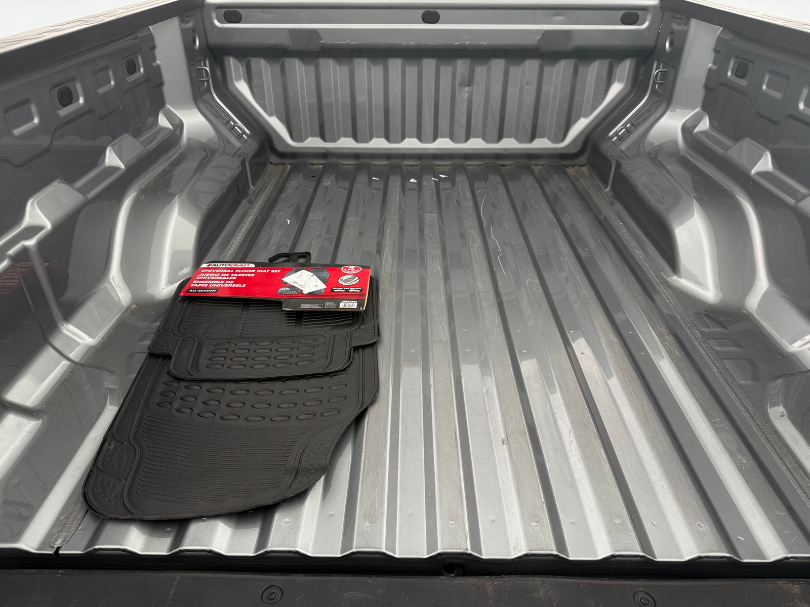 Thumbnail: 2024 Chevrolet Colorado - 7