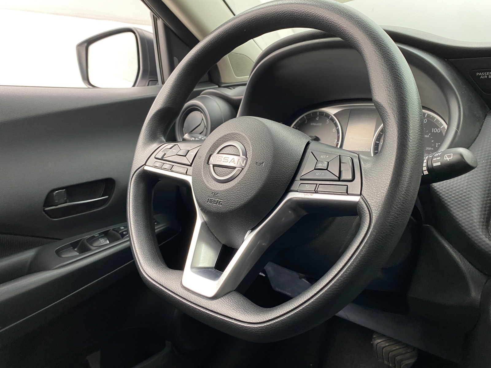 Thumbnail: 2022 Nissan Kicks - 5