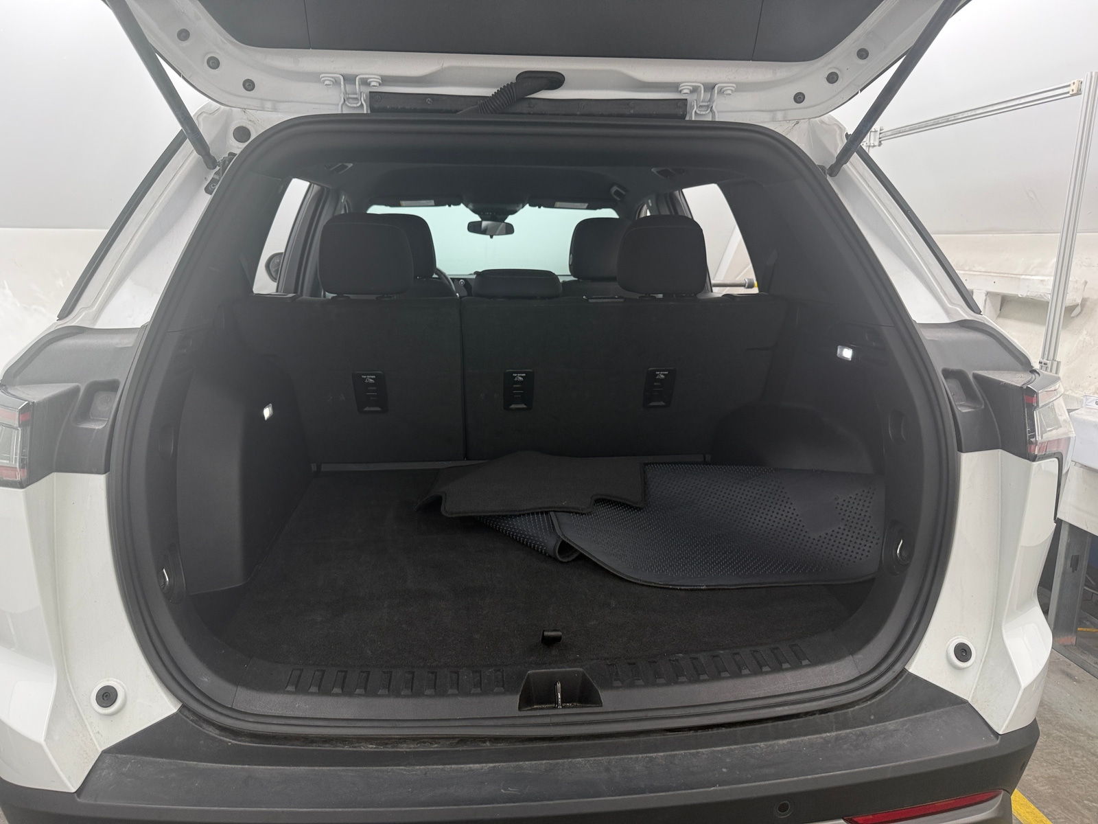 Thumbnail: 2025 Chevrolet Equinox - 7