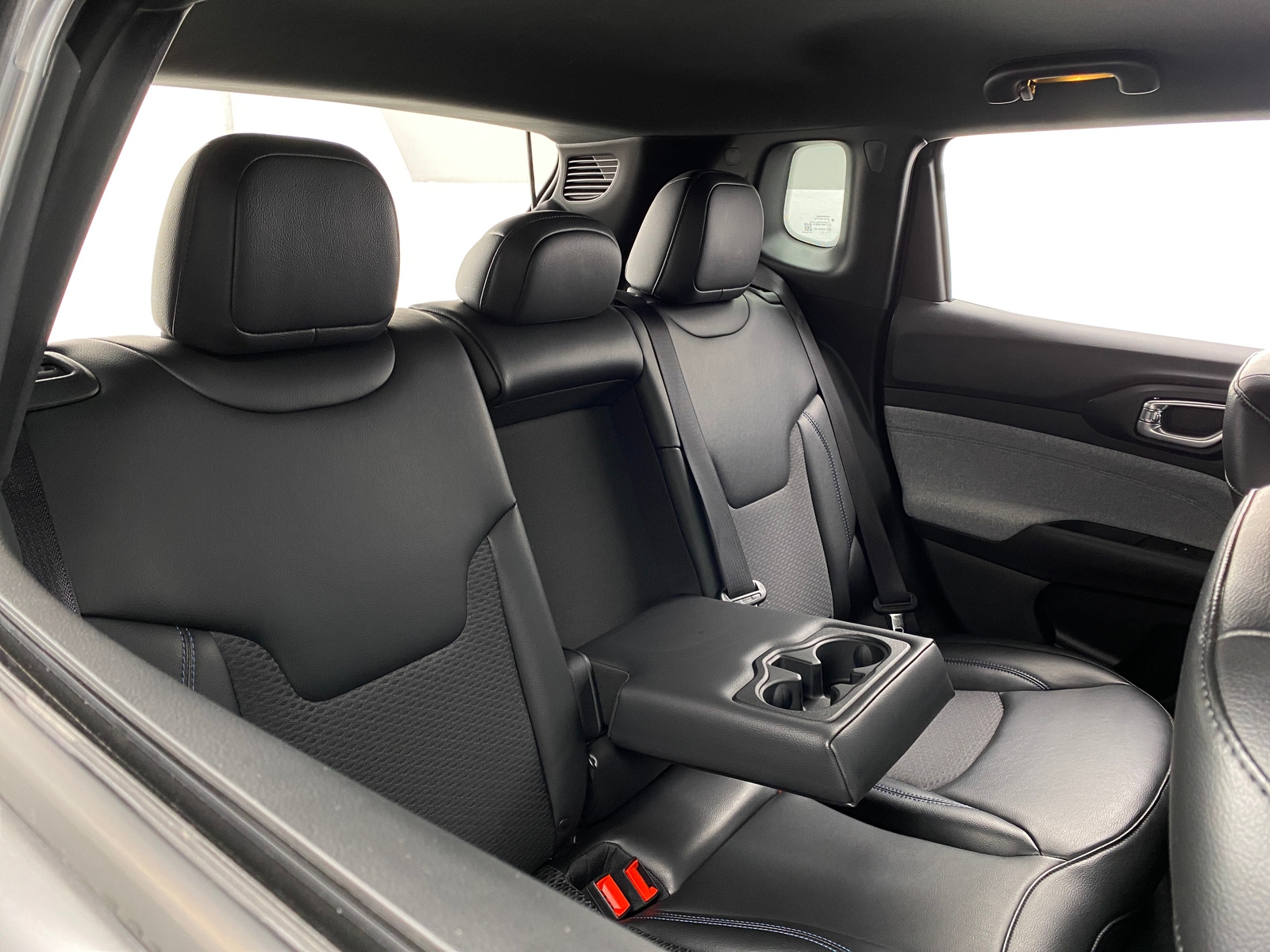 Thumbnail: 2023 Jeep Compass - 6