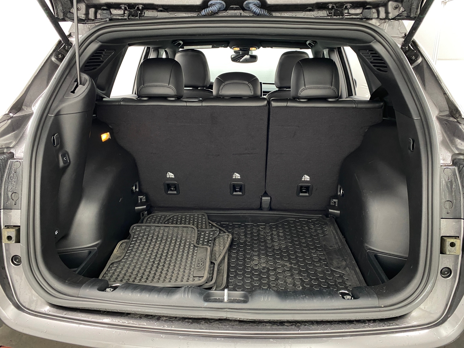 Thumbnail: 2023 Jeep Compass - 7