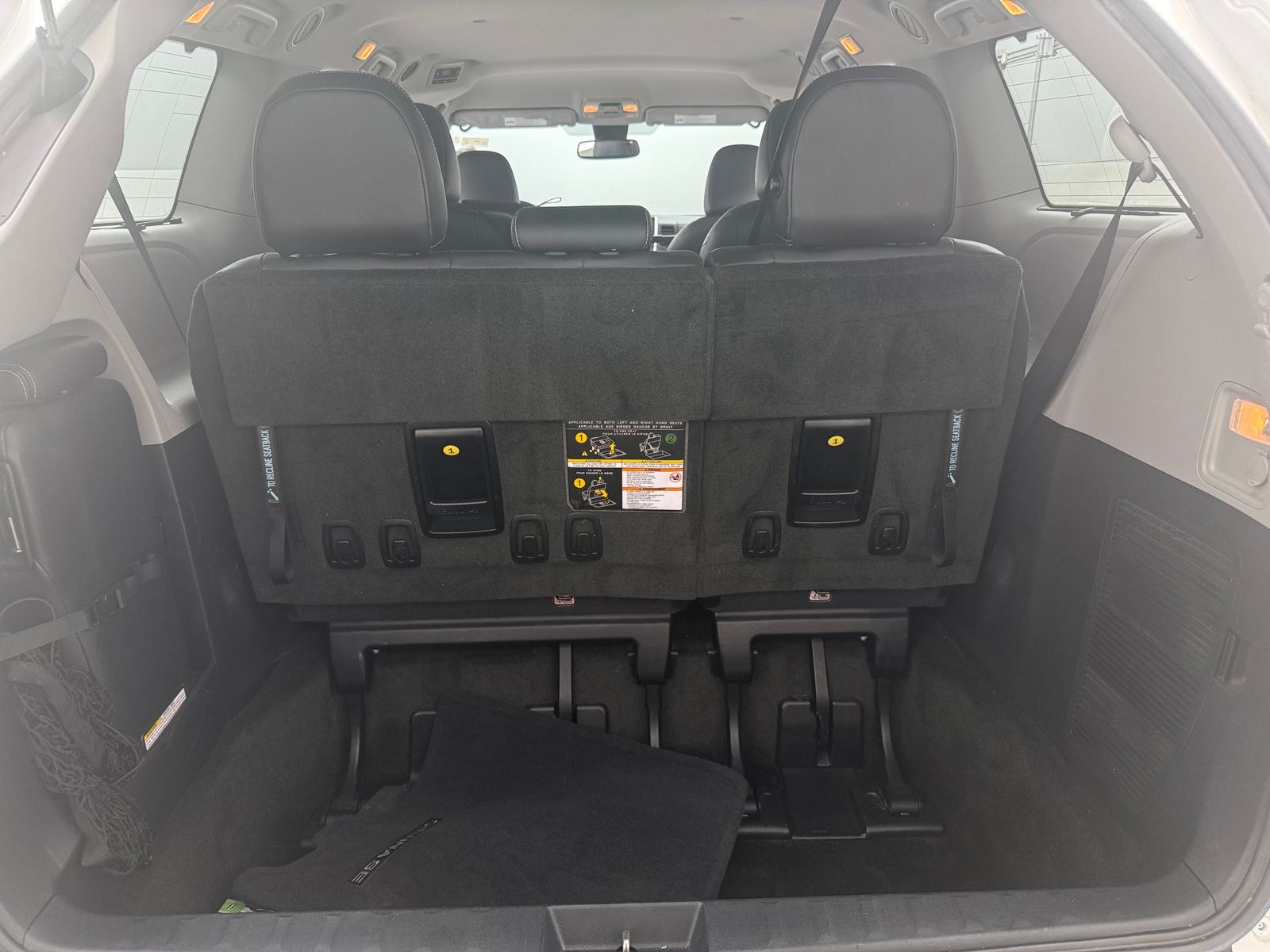 Thumbnail: 2018 Toyota Sienna - 6