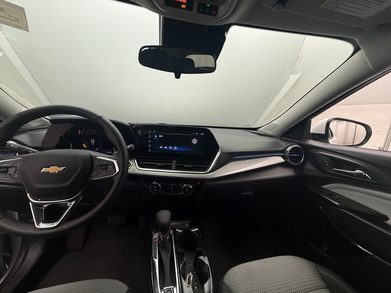 Thumbnail: 2025 Chevrolet Trax - 3