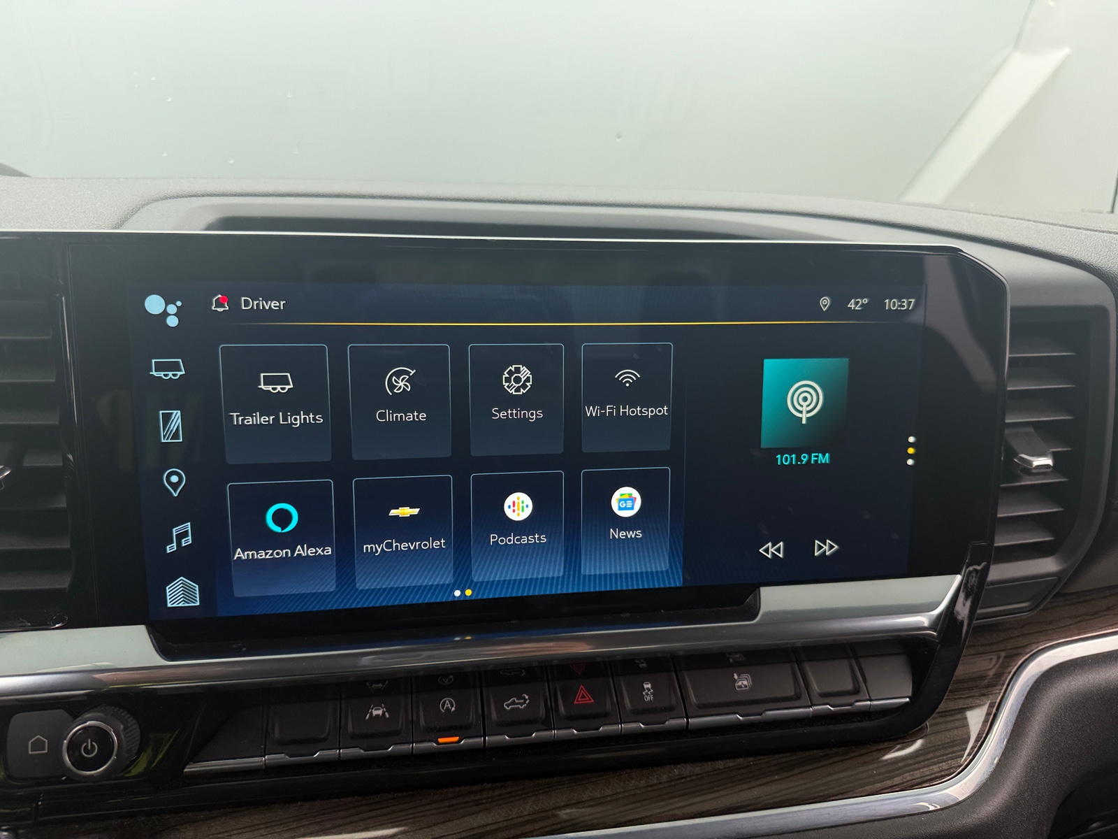 Thumbnail: 2024 Chevrolet Silverado 1500 - 4