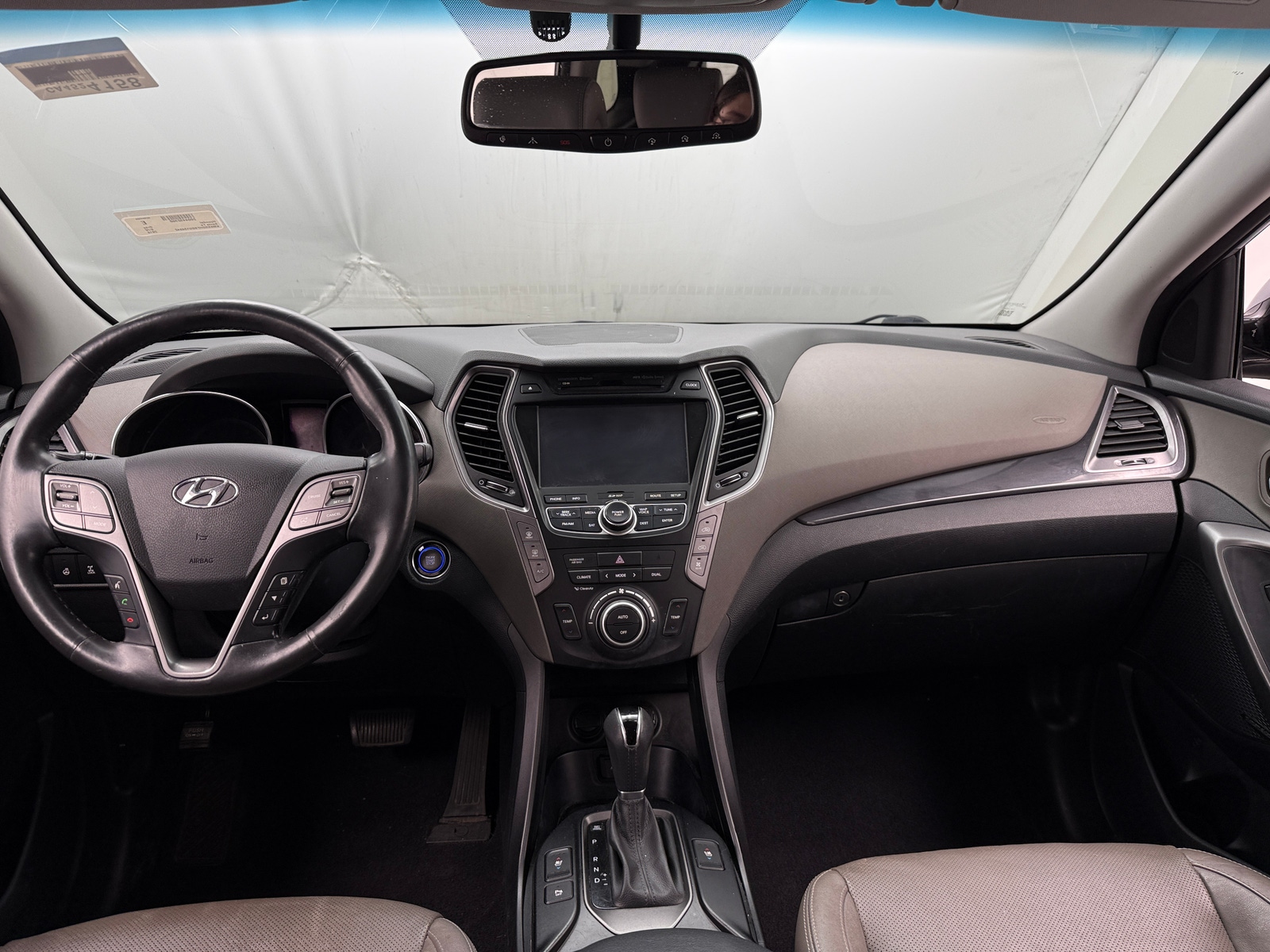 Thumbnail: 2016 Hyundai Santa Fe - 3