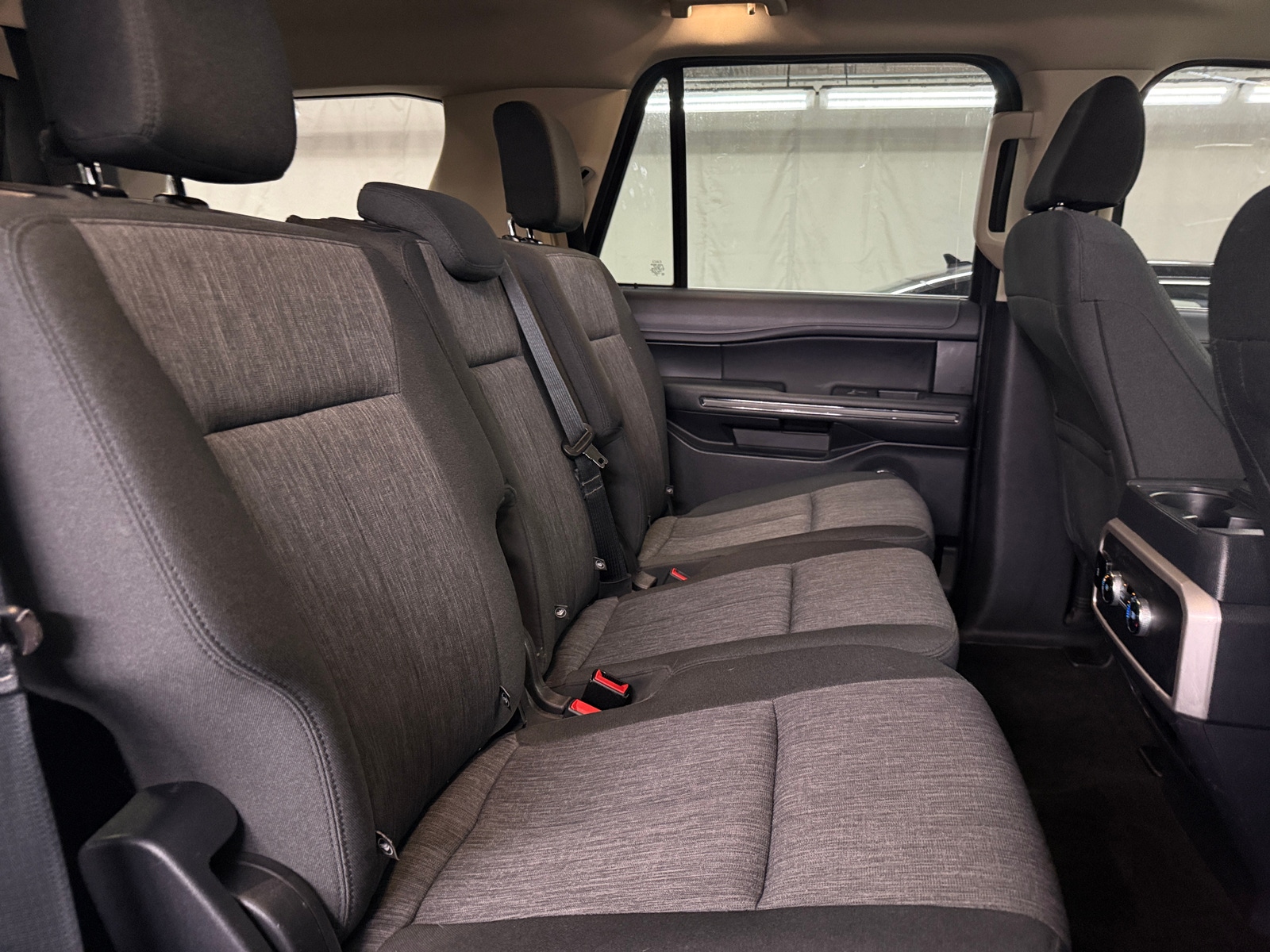 Thumbnail: 2022 Ford Expedition - 6