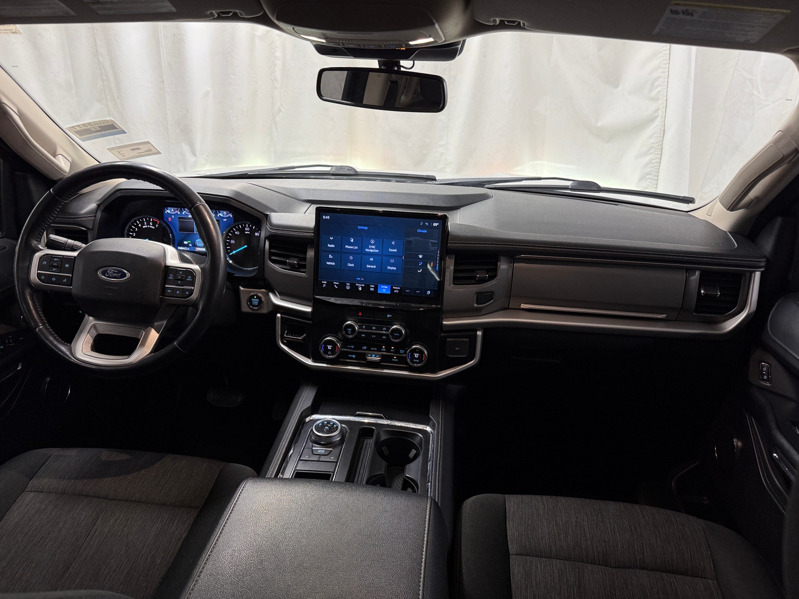 Thumbnail: 2022 Ford Expedition - 3