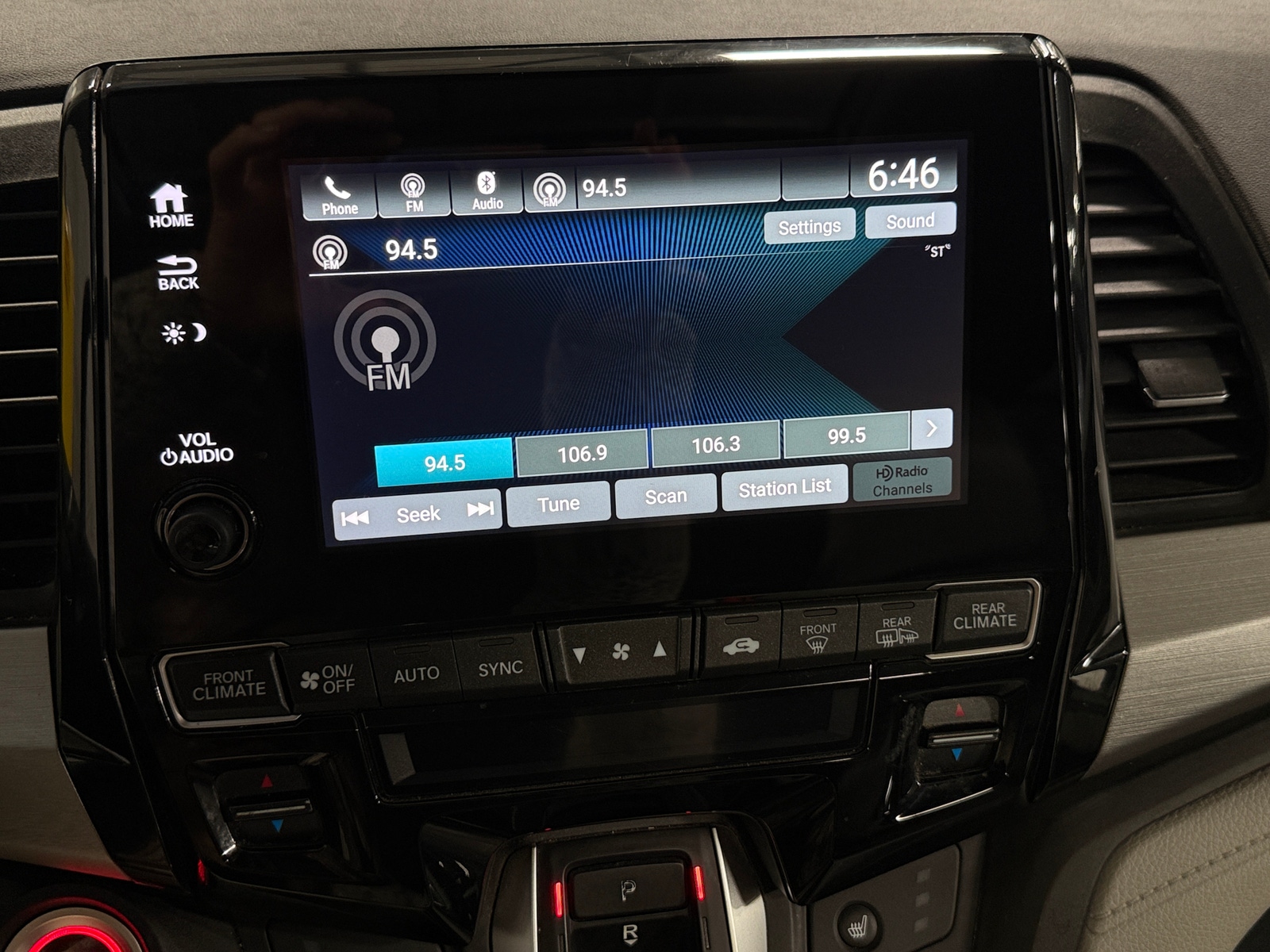 Thumbnail: 2018 Honda Odyssey - 3