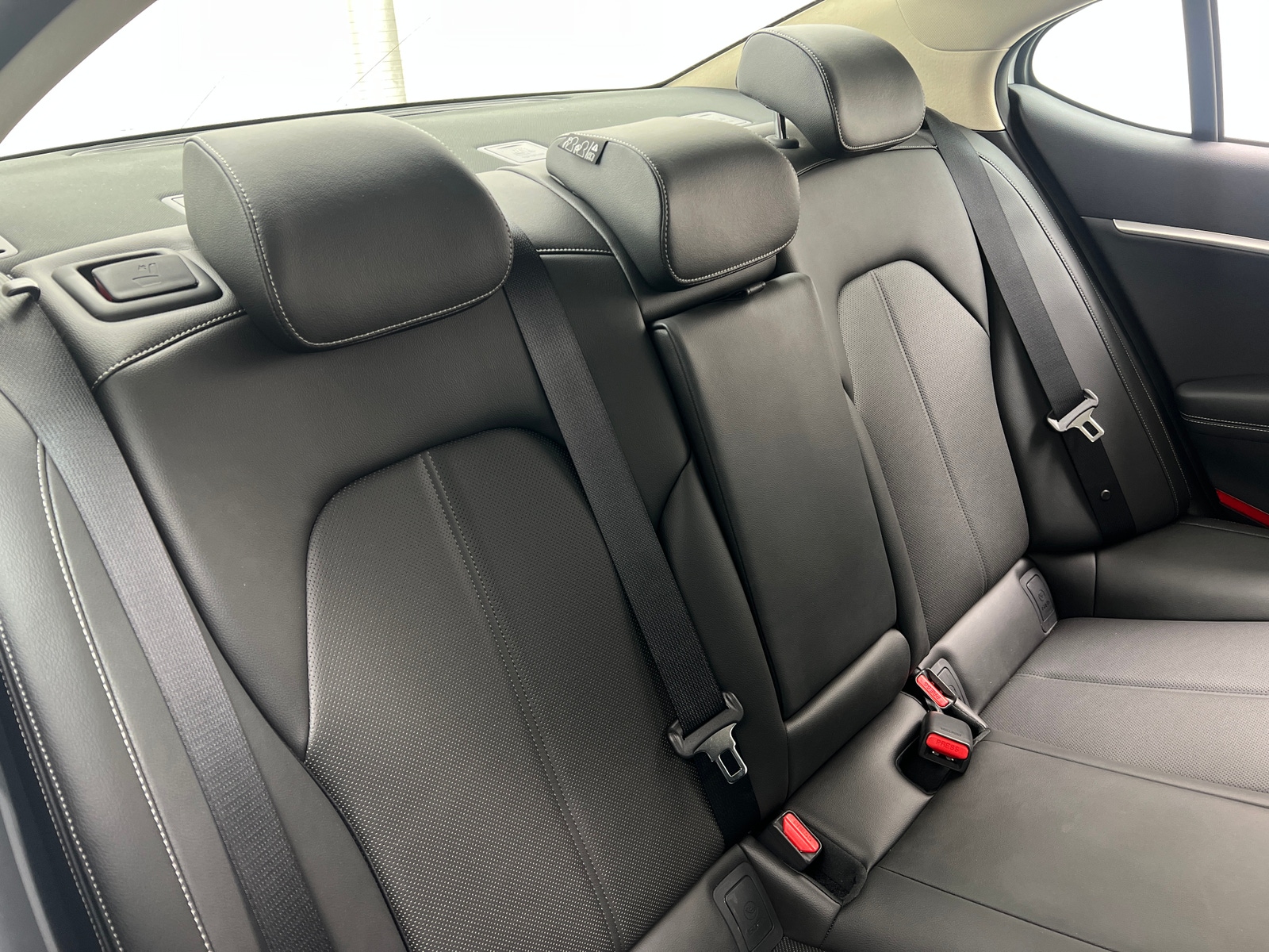 Thumbnail: 2025 Genesis G70 - 5