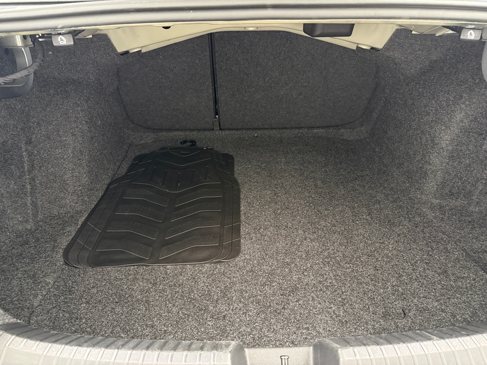 Thumbnail: 2024 Volkswagen Jetta - 7