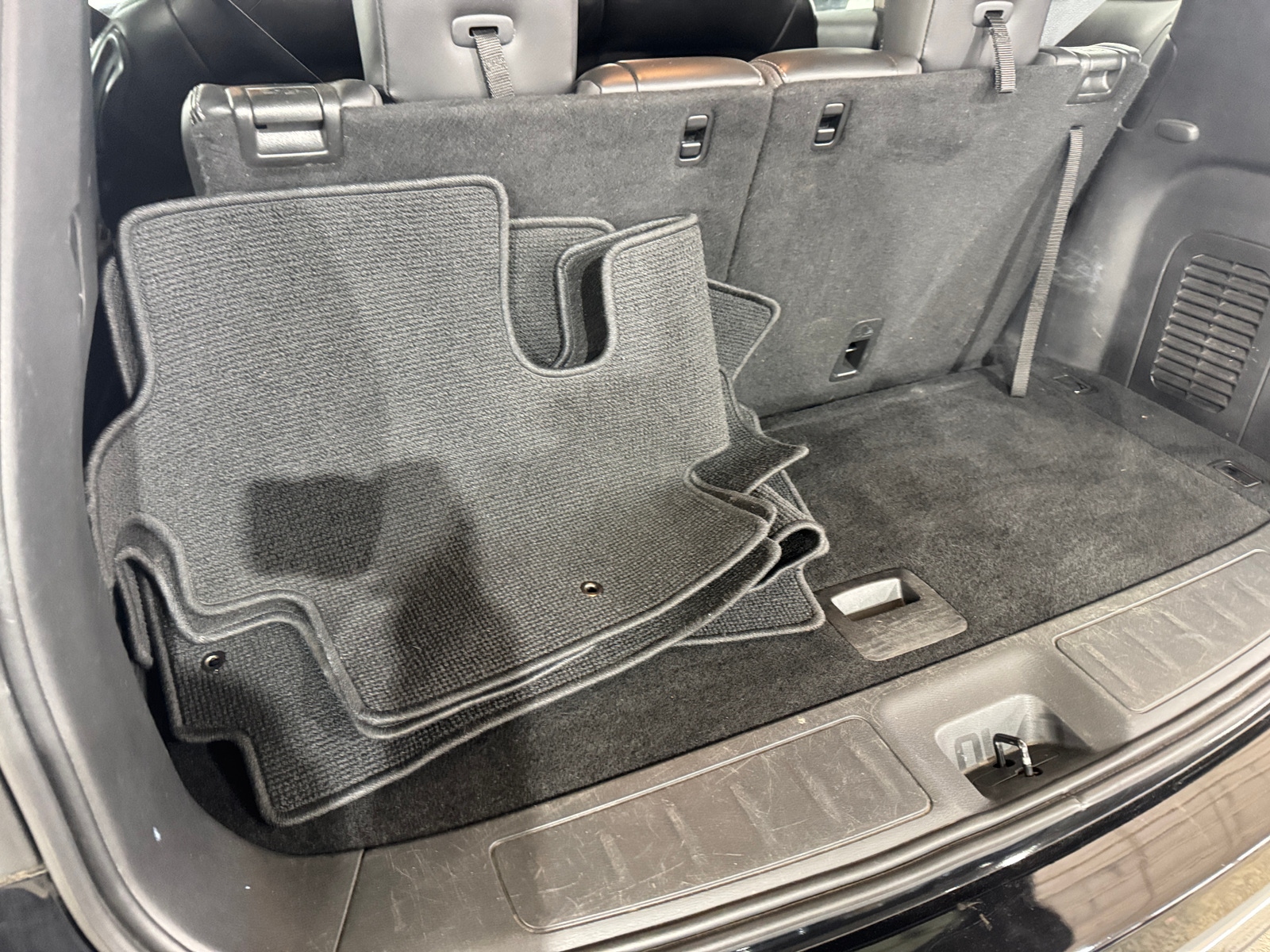 Thumbnail: 2016 Nissan Pathfinder - 6