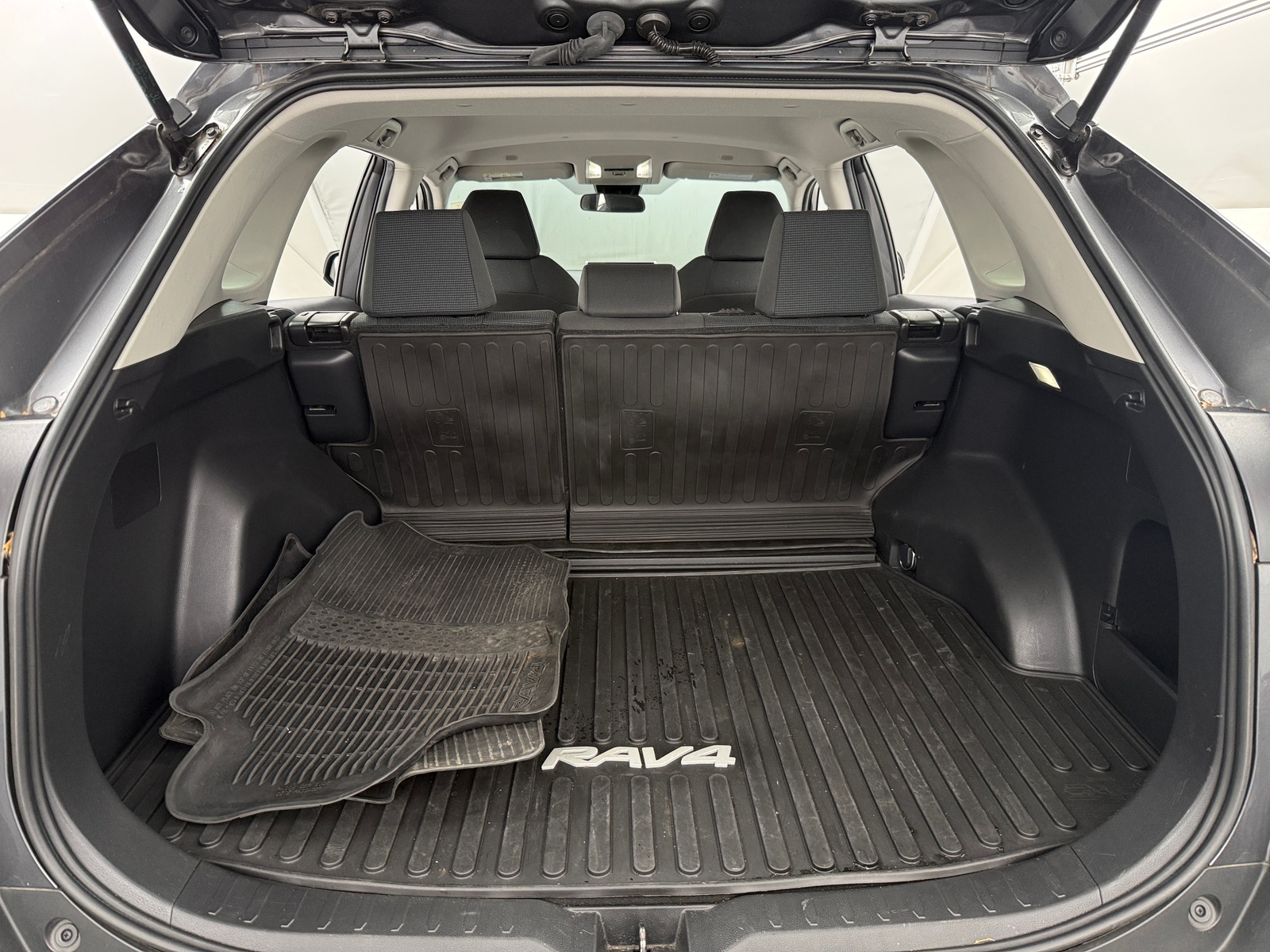 Thumbnail: 2023 Toyota RAV4 - 7