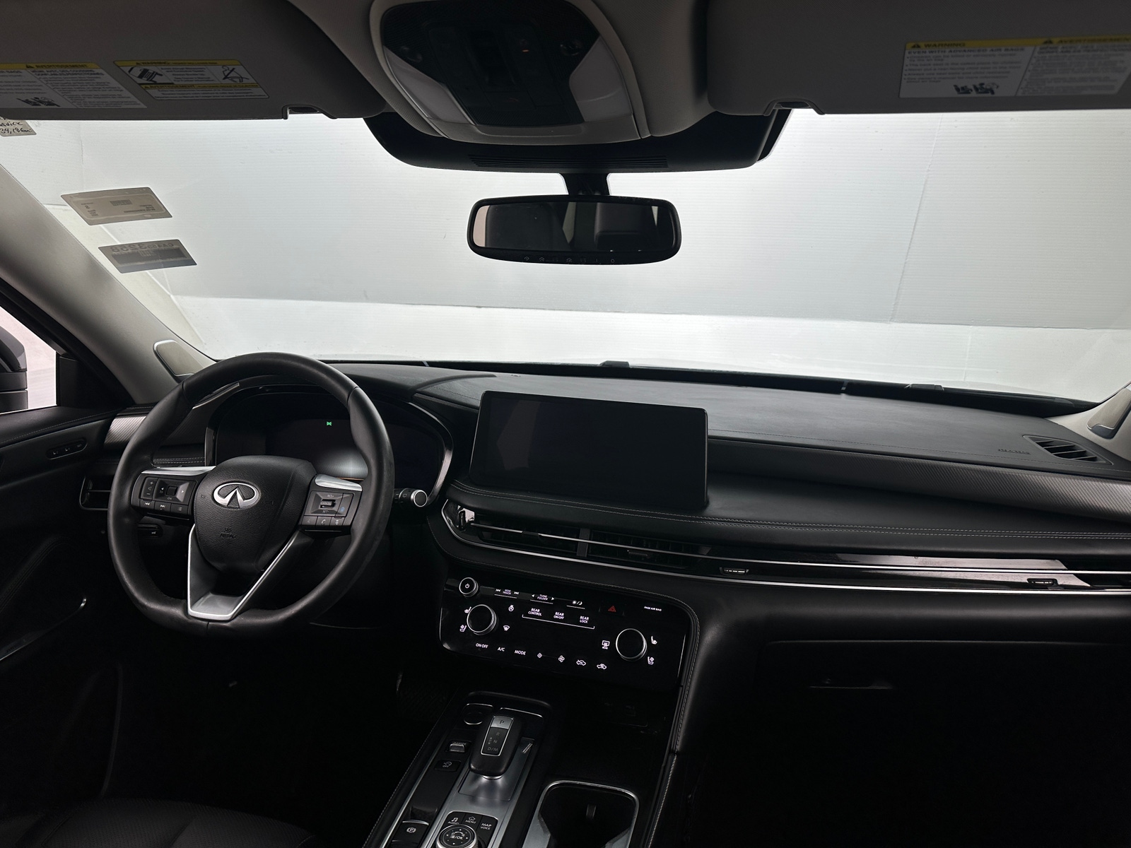 Thumbnail: 2022 INFINITI QX60 - 2