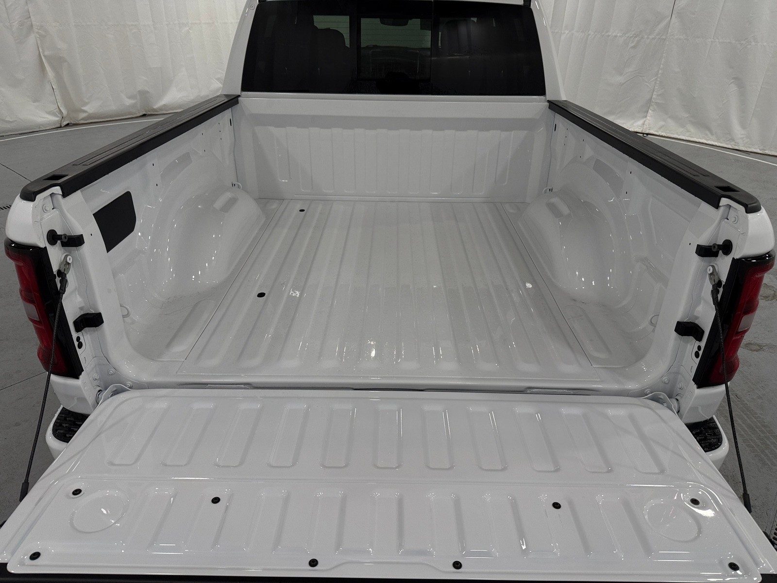 Thumbnail: 2026 RAM 1500 - 7