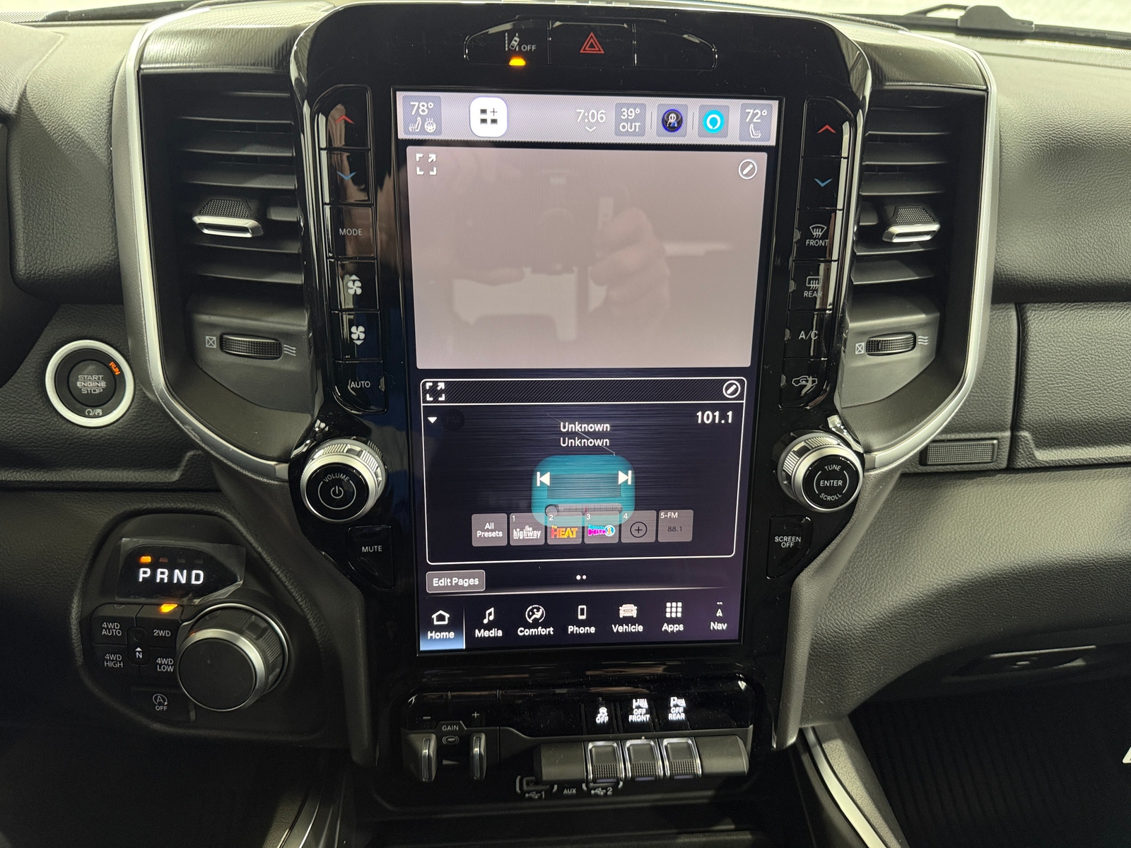 Thumbnail: 2026 RAM 1500 - 4