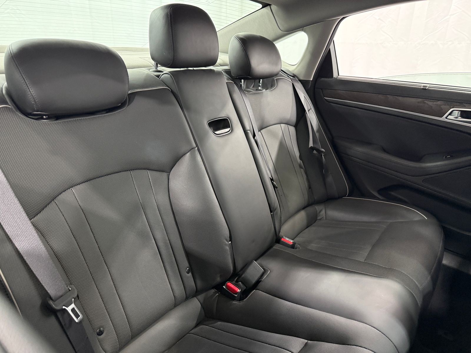 Thumbnail: 2016 Hyundai Genesis - 5