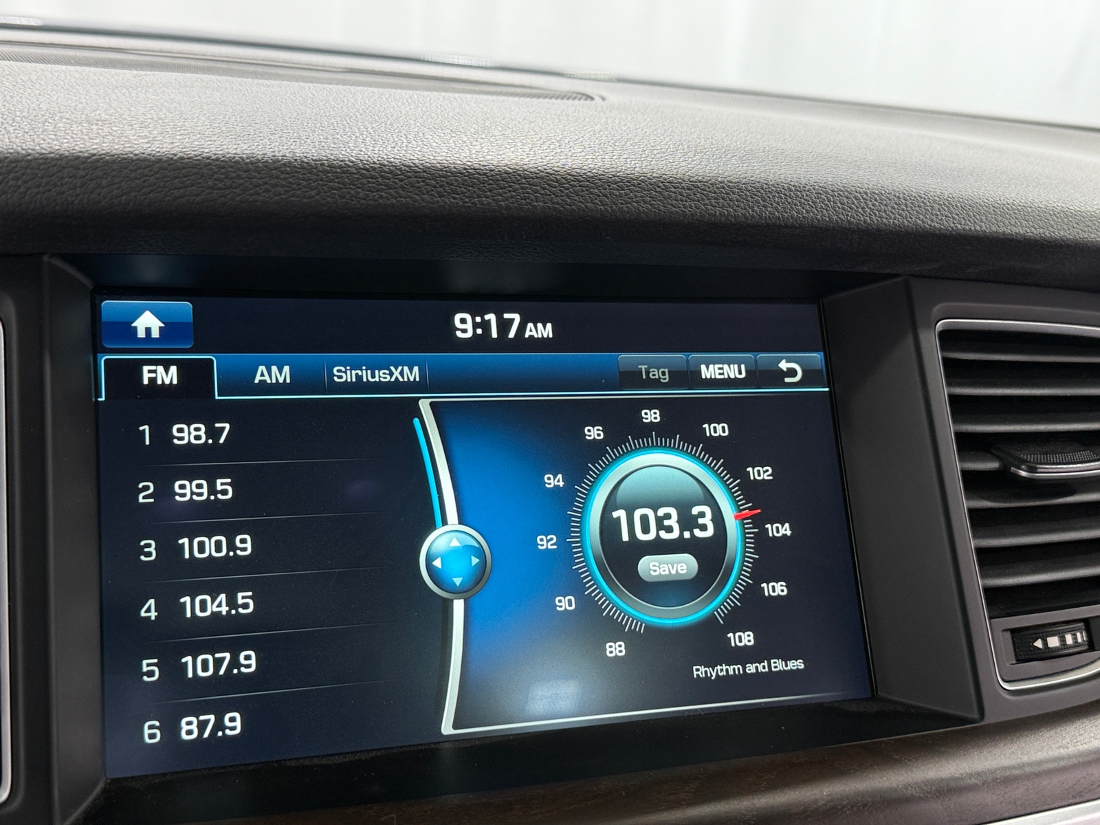 Thumbnail: 2016 Hyundai Genesis - 3