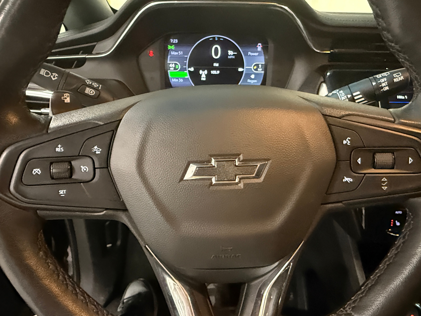 Thumbnail: 2023 Chevrolet Bolt EV - 4