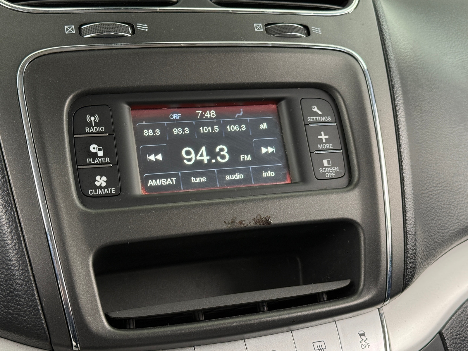 Thumbnail: 2020 Dodge Journey - 4