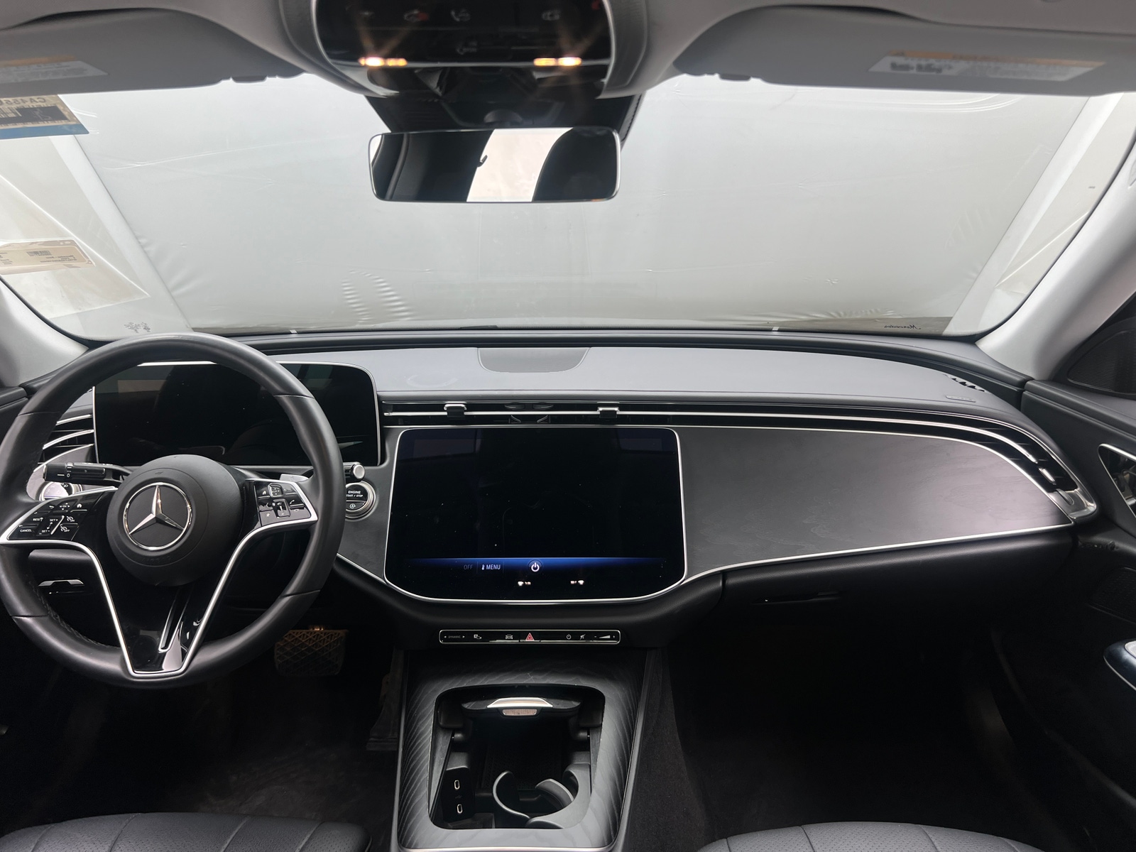 Thumbnail: 2025 Mercedes-Benz E-Class - 2