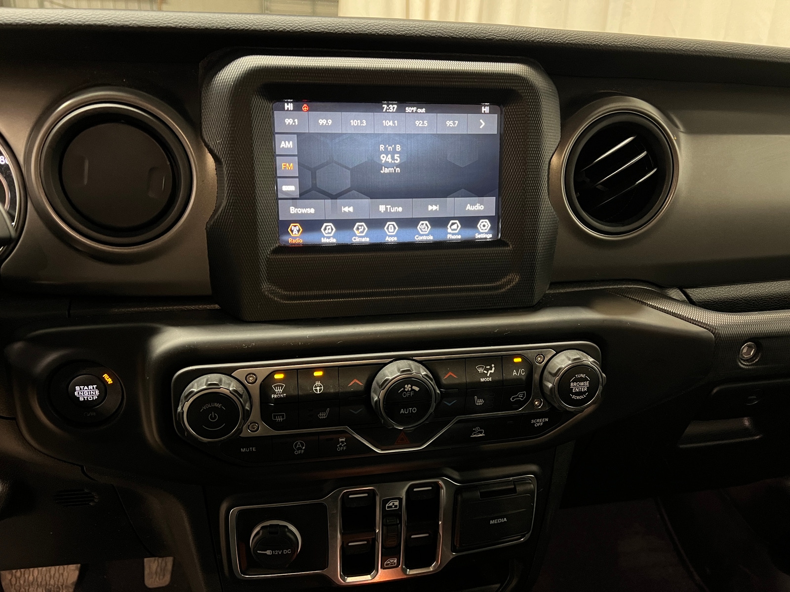 Thumbnail: 2023 Jeep Wrangler - 4