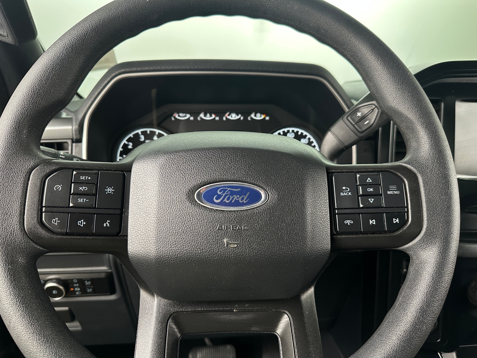 Thumbnail: 2023 Ford Econoline - 5