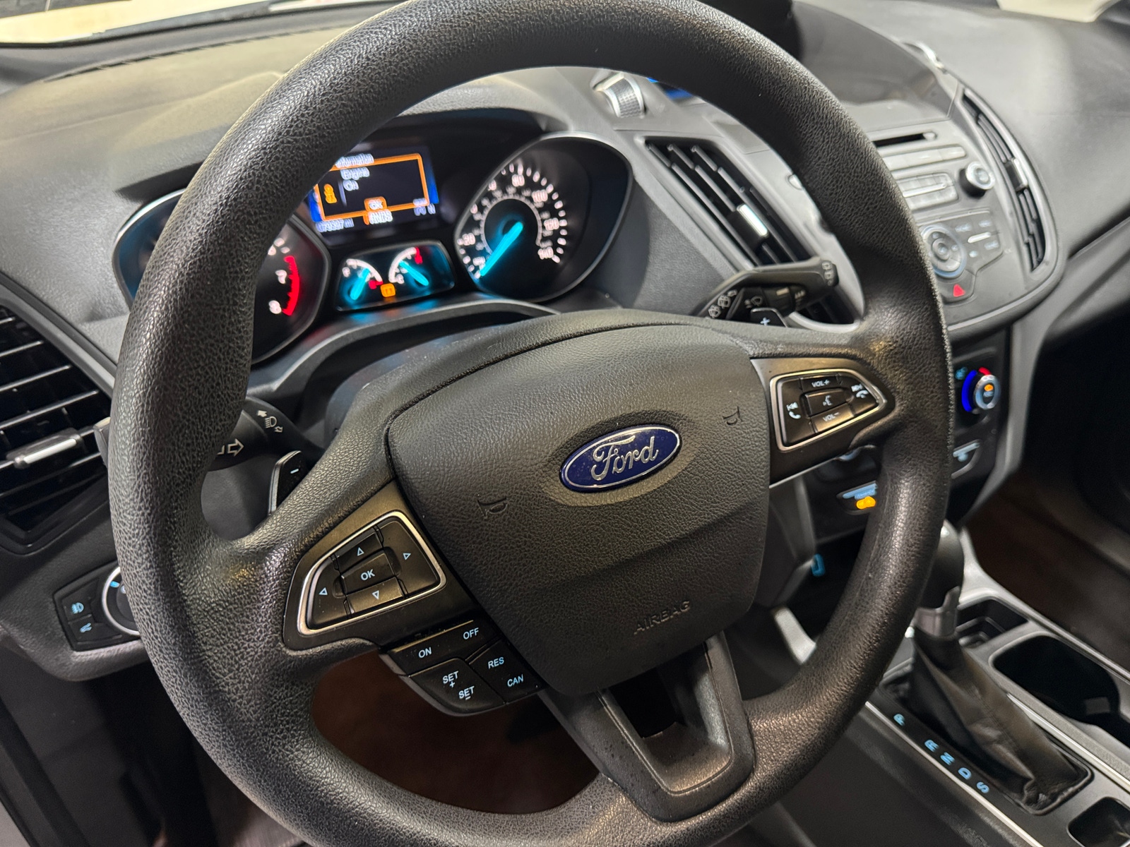 Thumbnail: 2017 Ford Escape - 5