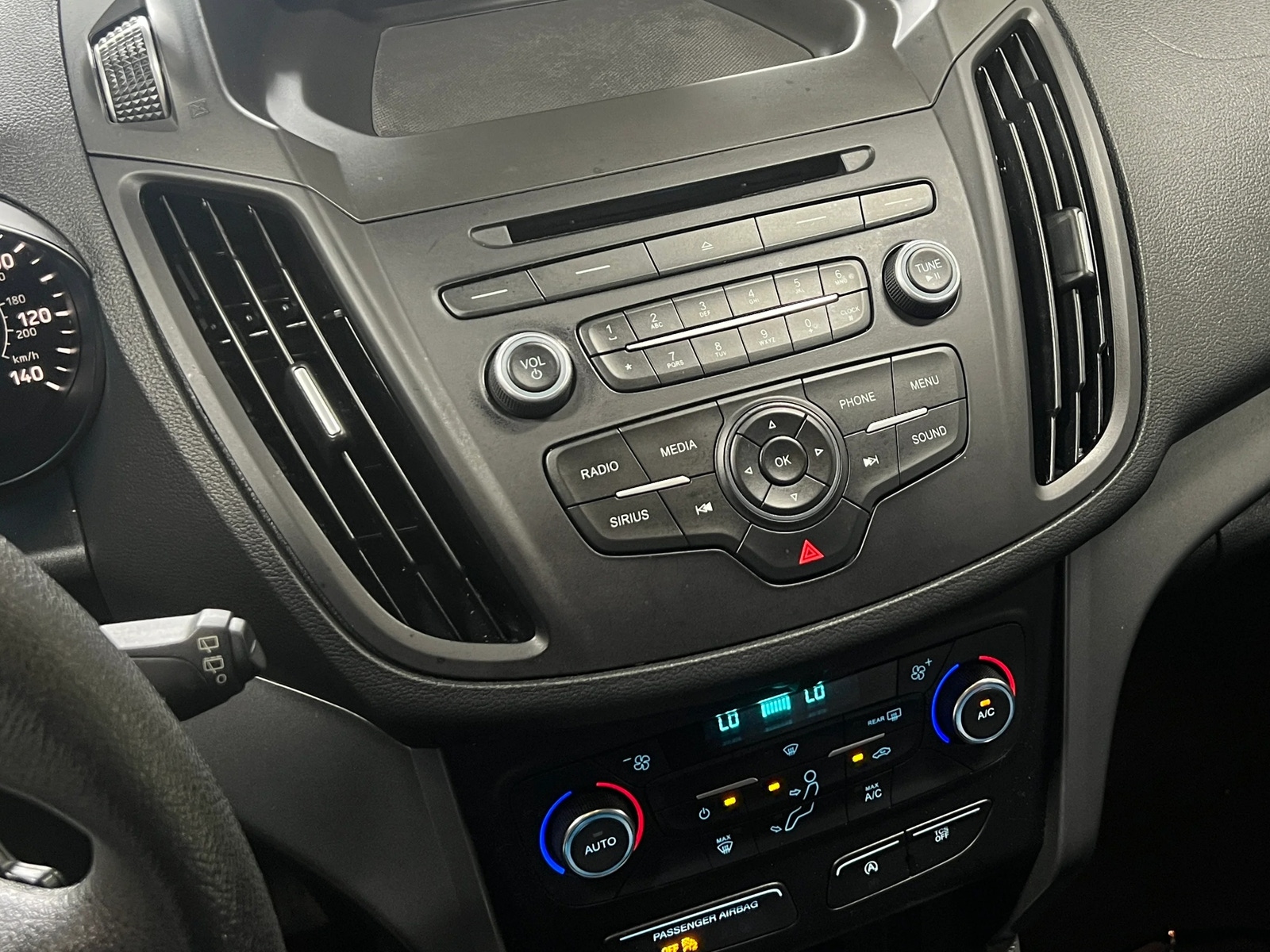 Thumbnail: 2017 Ford Escape - 4