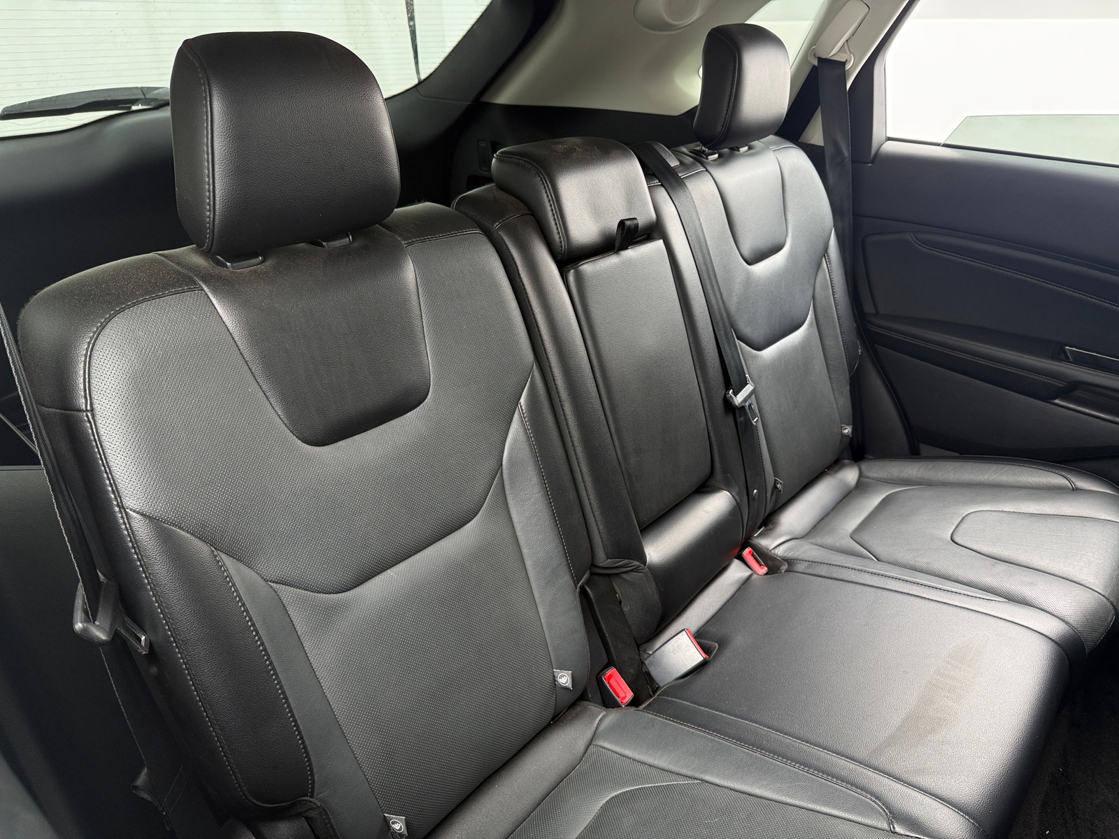 Thumbnail: 2018 Ford Edge - 5