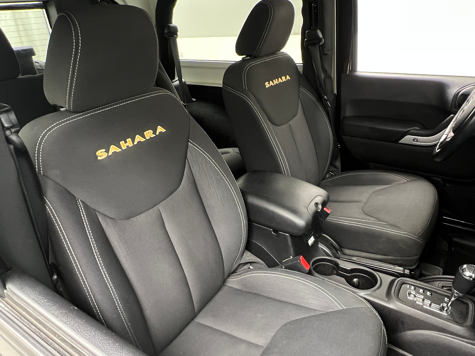 Thumbnail: 2016 Jeep Wrangler - 2