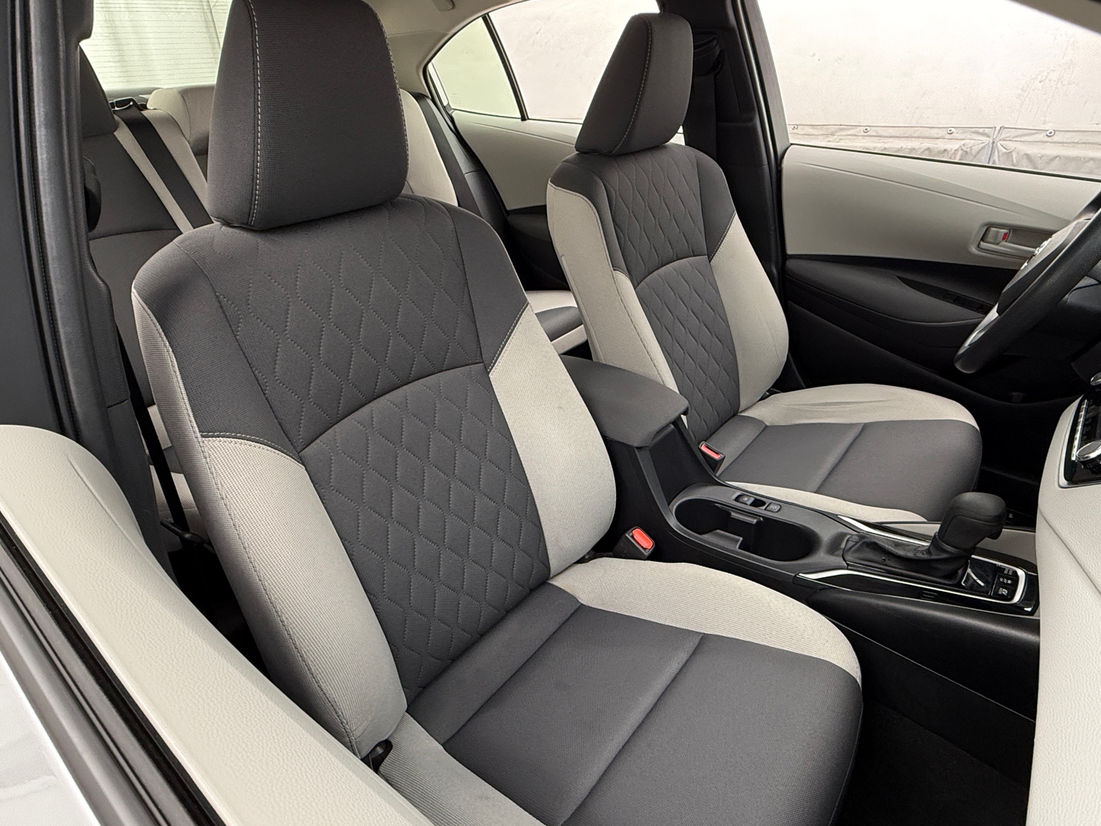 Thumbnail: 2025 Toyota Corolla - 2