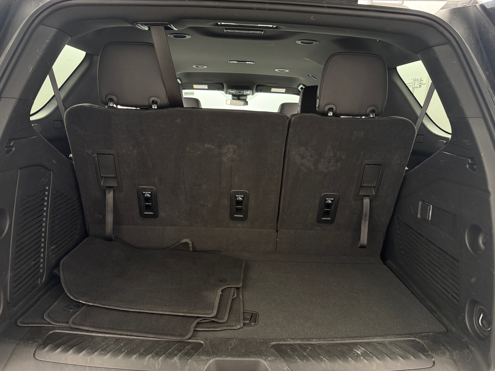 Thumbnail: 2025 Chevrolet Tahoe - 6