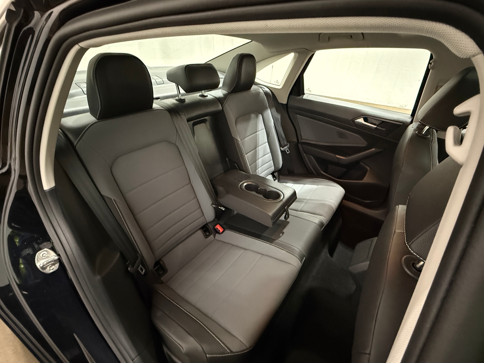 Thumbnail: 2025 Volkswagen Jetta - 5