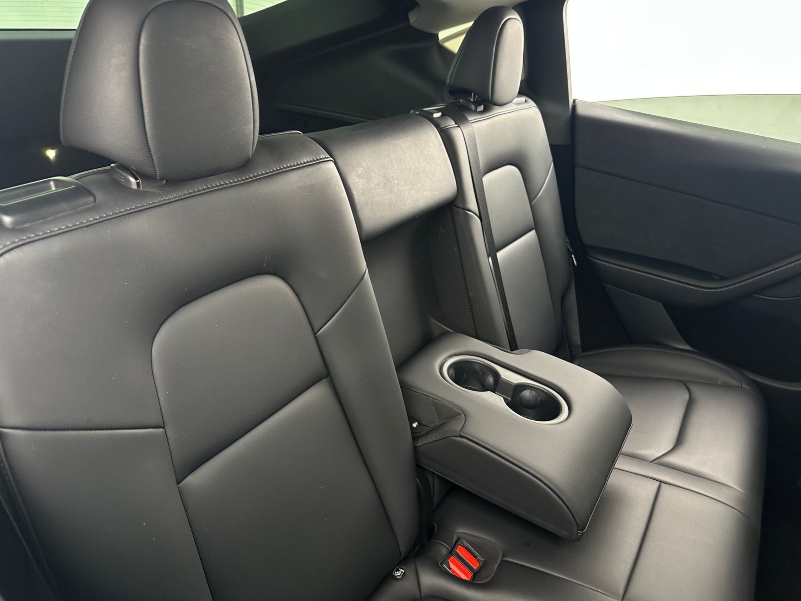 Thumbnail: 2023 Tesla Model Y - 4